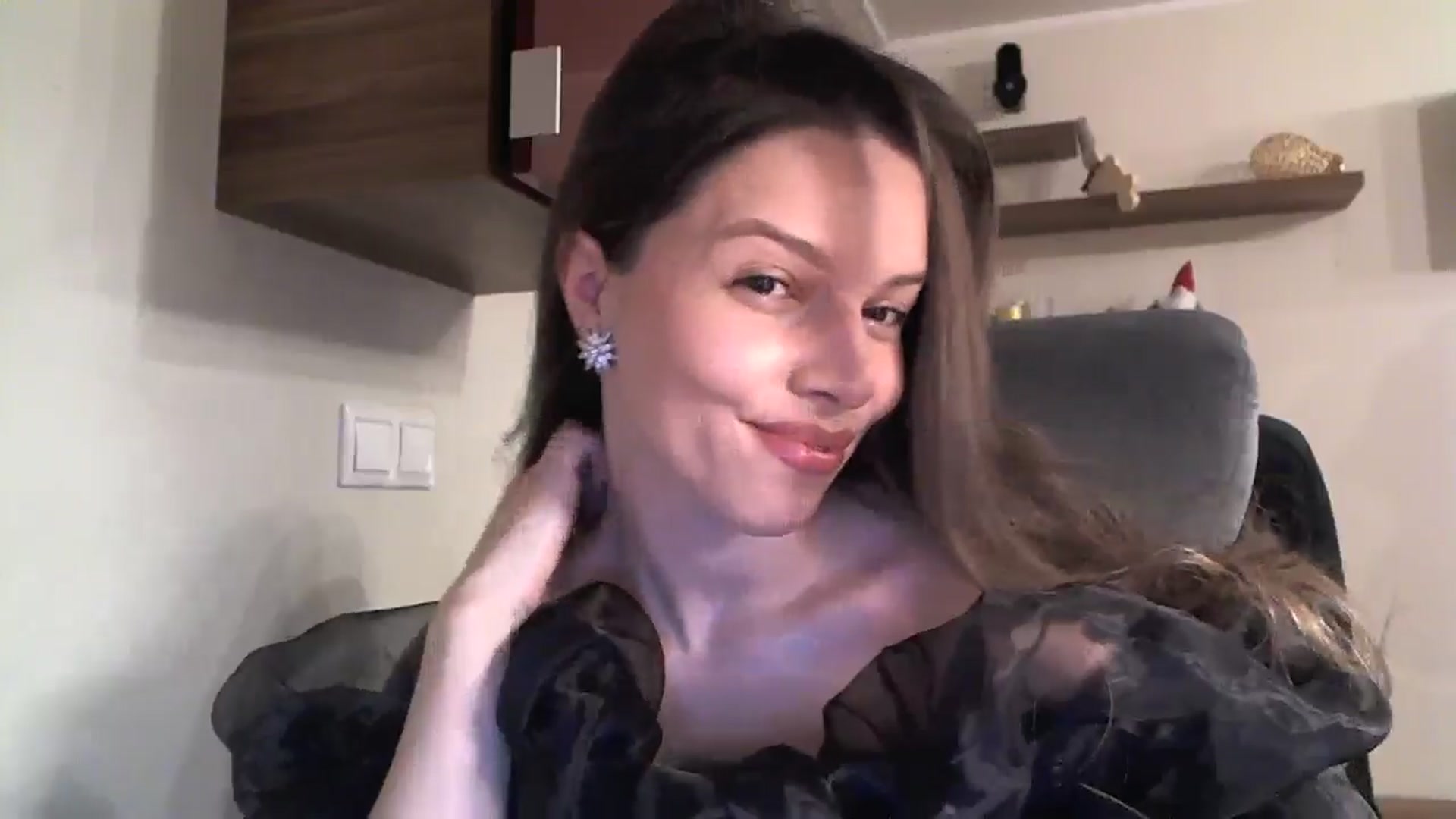 Gallery image thumbnail from Heaven_hot's myfreecams stream on, 11/25/2024, 15:37 image 10 of 20
