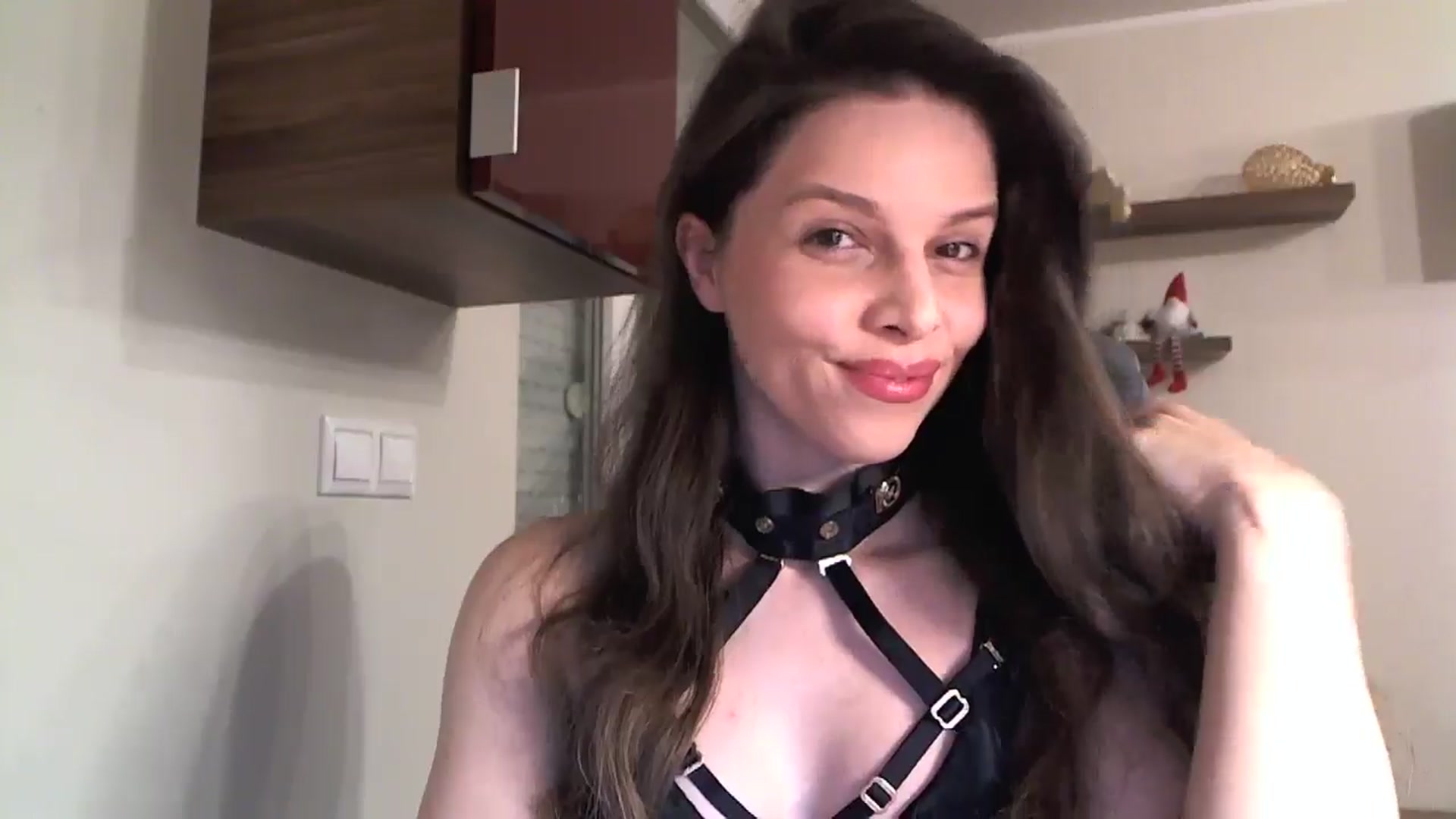 Gallery image thumbnail from Heaven_hot's myfreecams stream on, 11/27/2024, 17:05 image 12 of 20