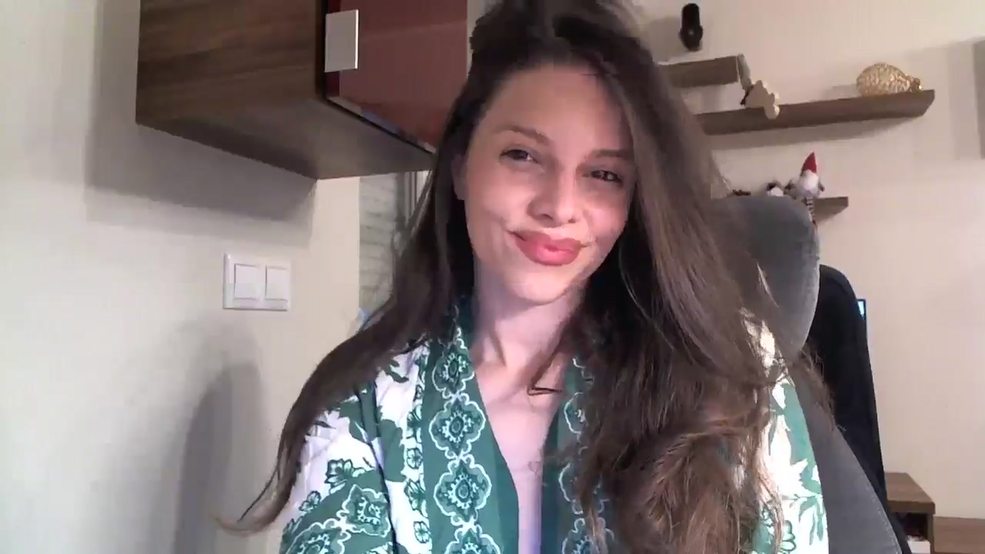 Gallery image thumbnail from Heaven_hot's myfreecams stream on, 12/03/2024, 17:21 image 3 of 20