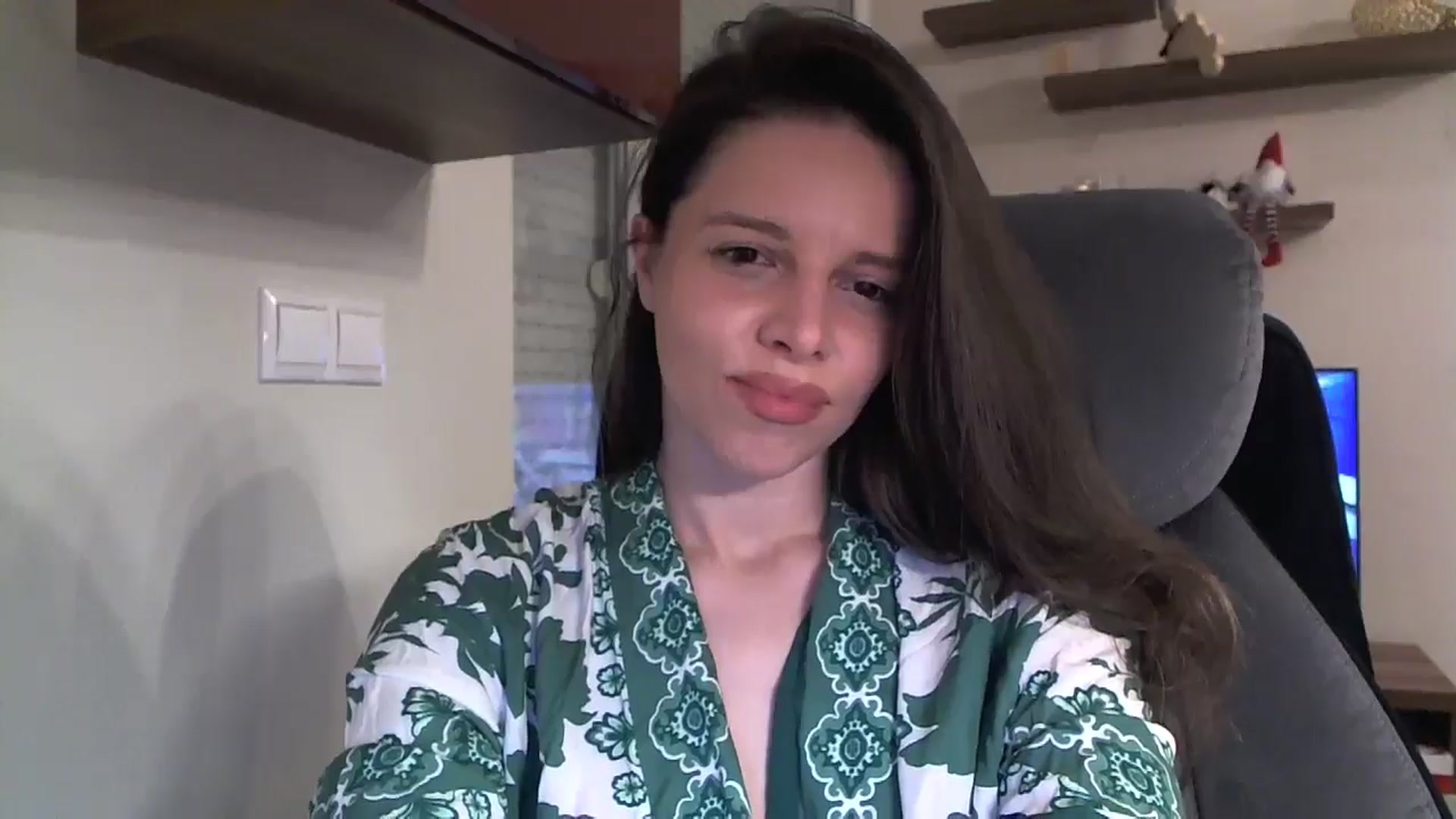 Gallery image thumbnail from Heaven_hot's myfreecams stream on, 12/03/2024, 17:21 image 17 of 20