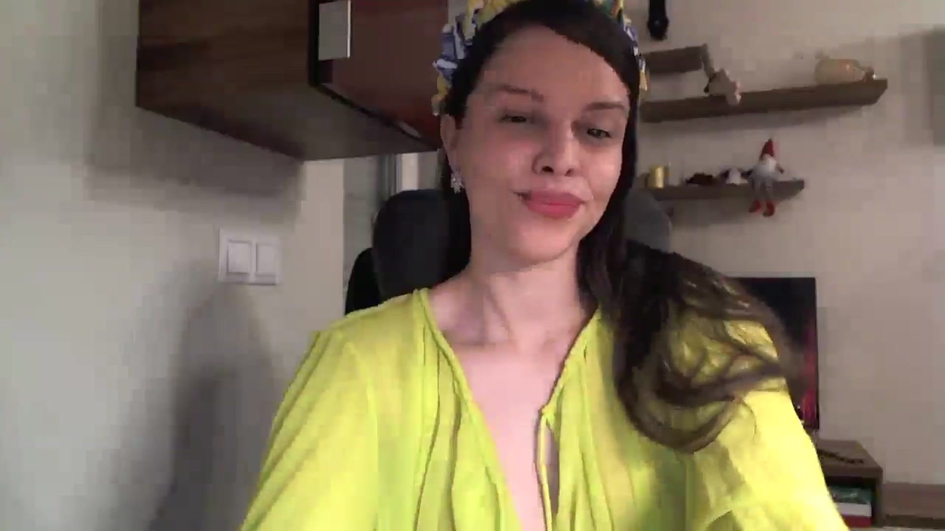 Gallery image thumbnail from Heaven_hot's myfreecams stream on, 12/05/2024, 17:02 image 18 of 20