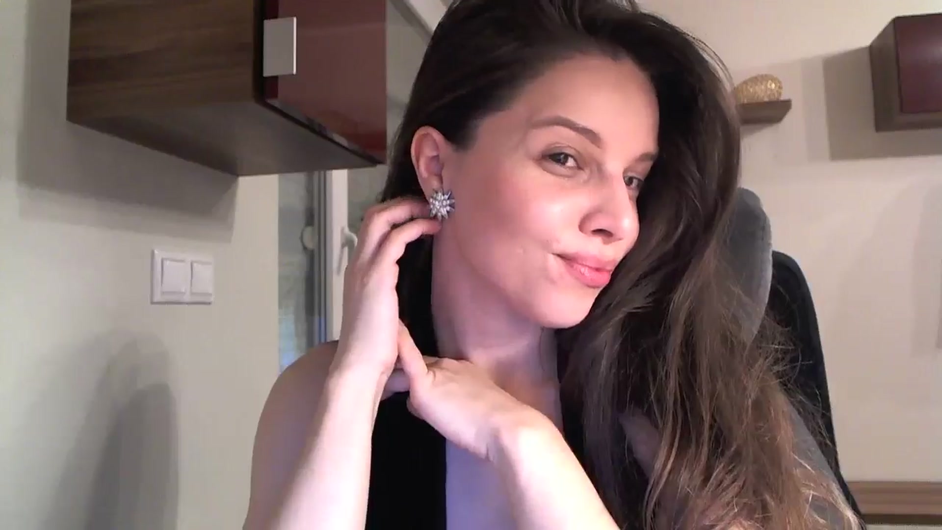 Gallery image thumbnail from Heaven_hot's myfreecams stream on, 12/07/2024, 15:05 image 4 of 20
