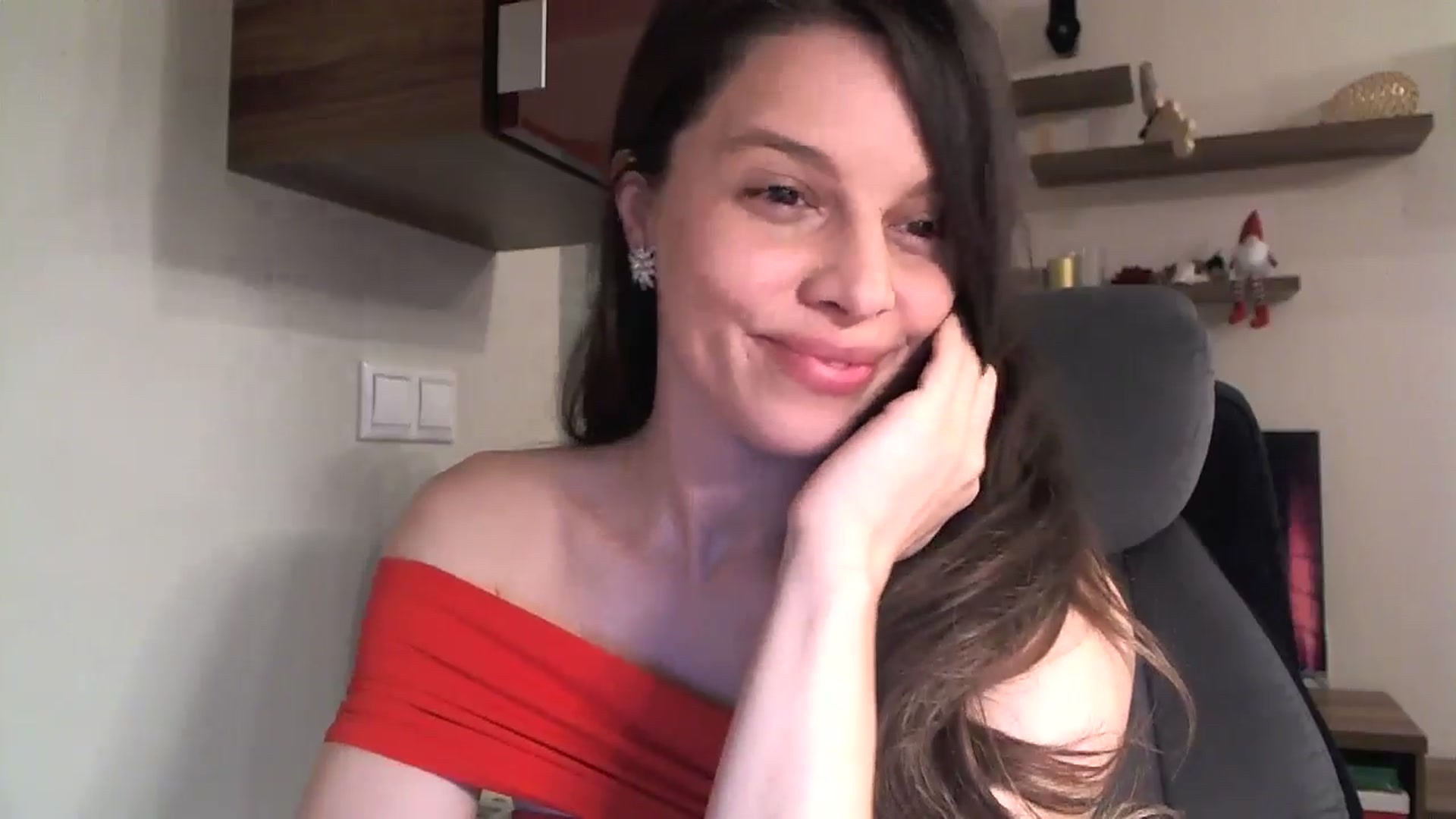 Gallery image thumbnail from Heaven_hot's myfreecams stream on, 12/08/2024, 15:46 image 3 of 20