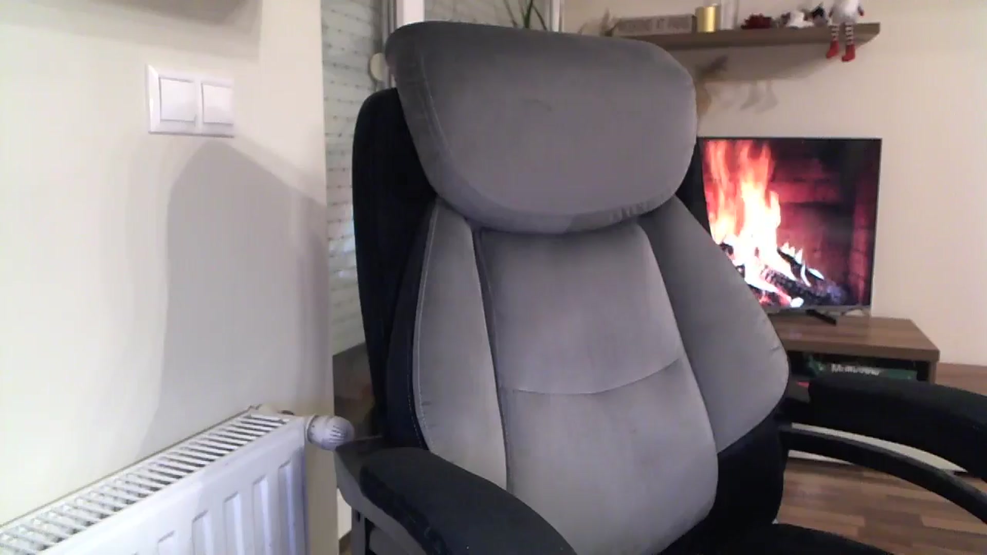 Gallery image thumbnail from Heaven_hot's myfreecams stream on, 12/08/2024, 16:49 image 13 of 20