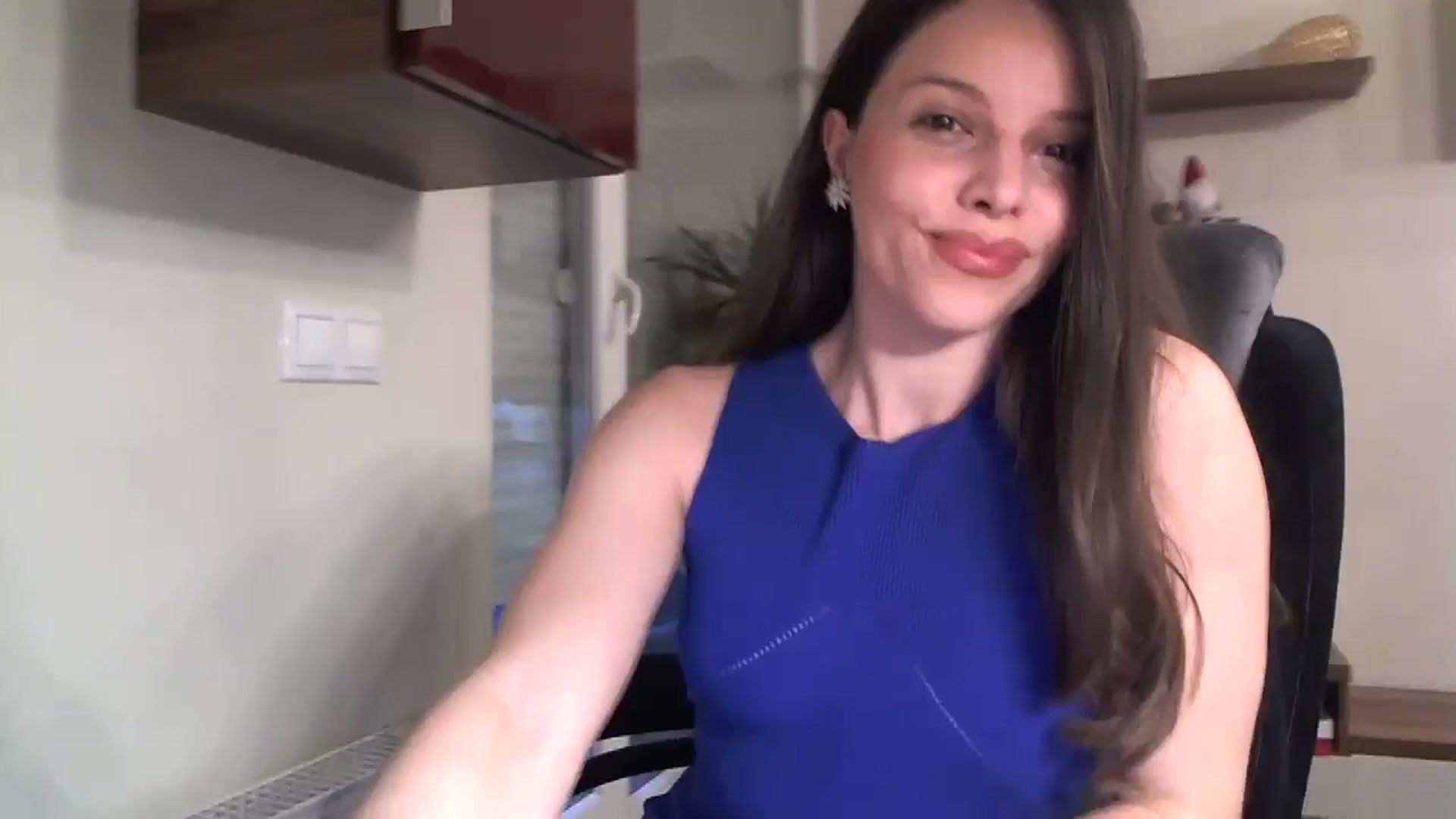 Gallery image thumbnail from Heaven_hot's myfreecams stream on, 12/09/2024, 14:41 image 1 of 20