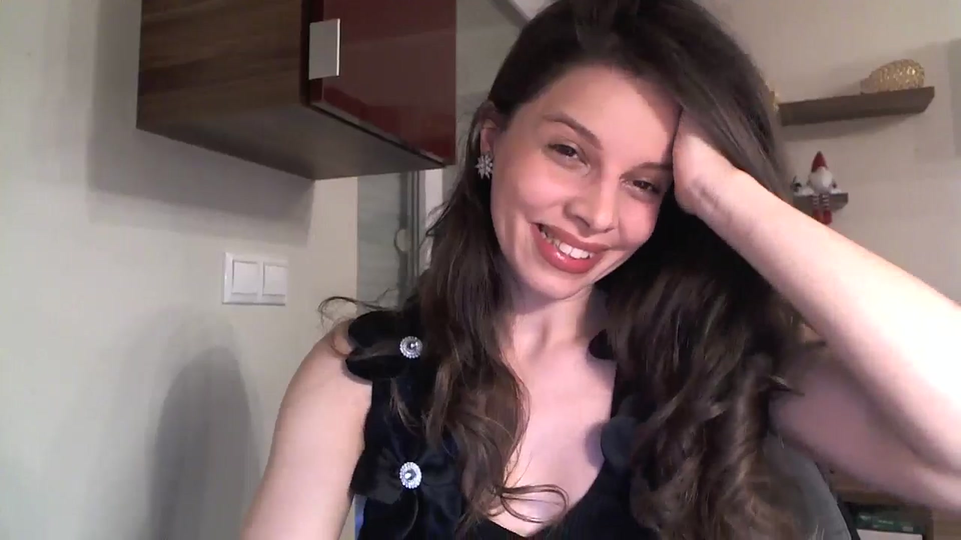 Gallery image thumbnail from Heaven_hot's myfreecams stream on, 12/11/2024, 14:52 image 6 of 20