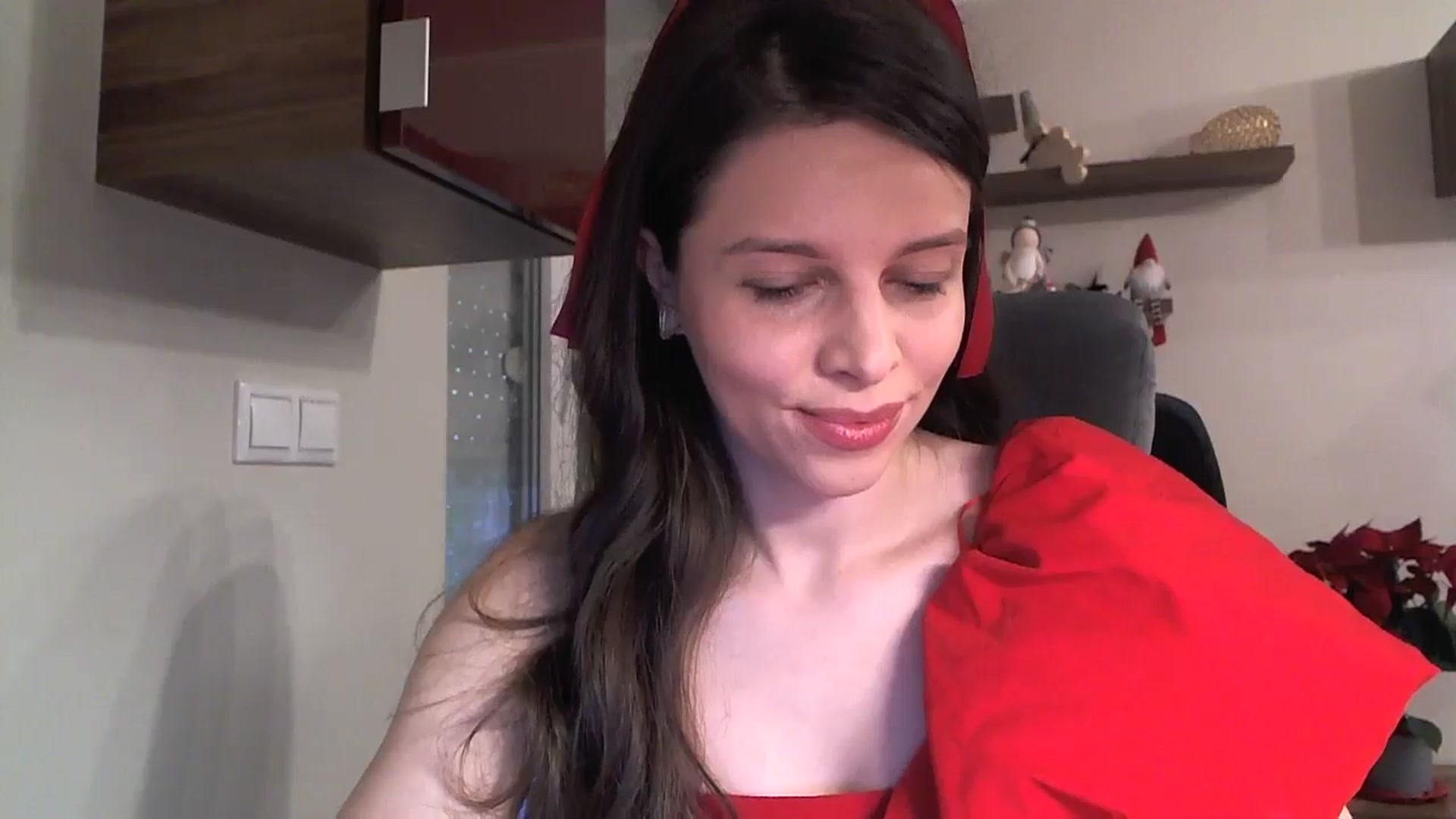 Gallery image thumbnail from Heaven_hot's myfreecams stream on, 12/15/2024, 13:31 image 5 of 20