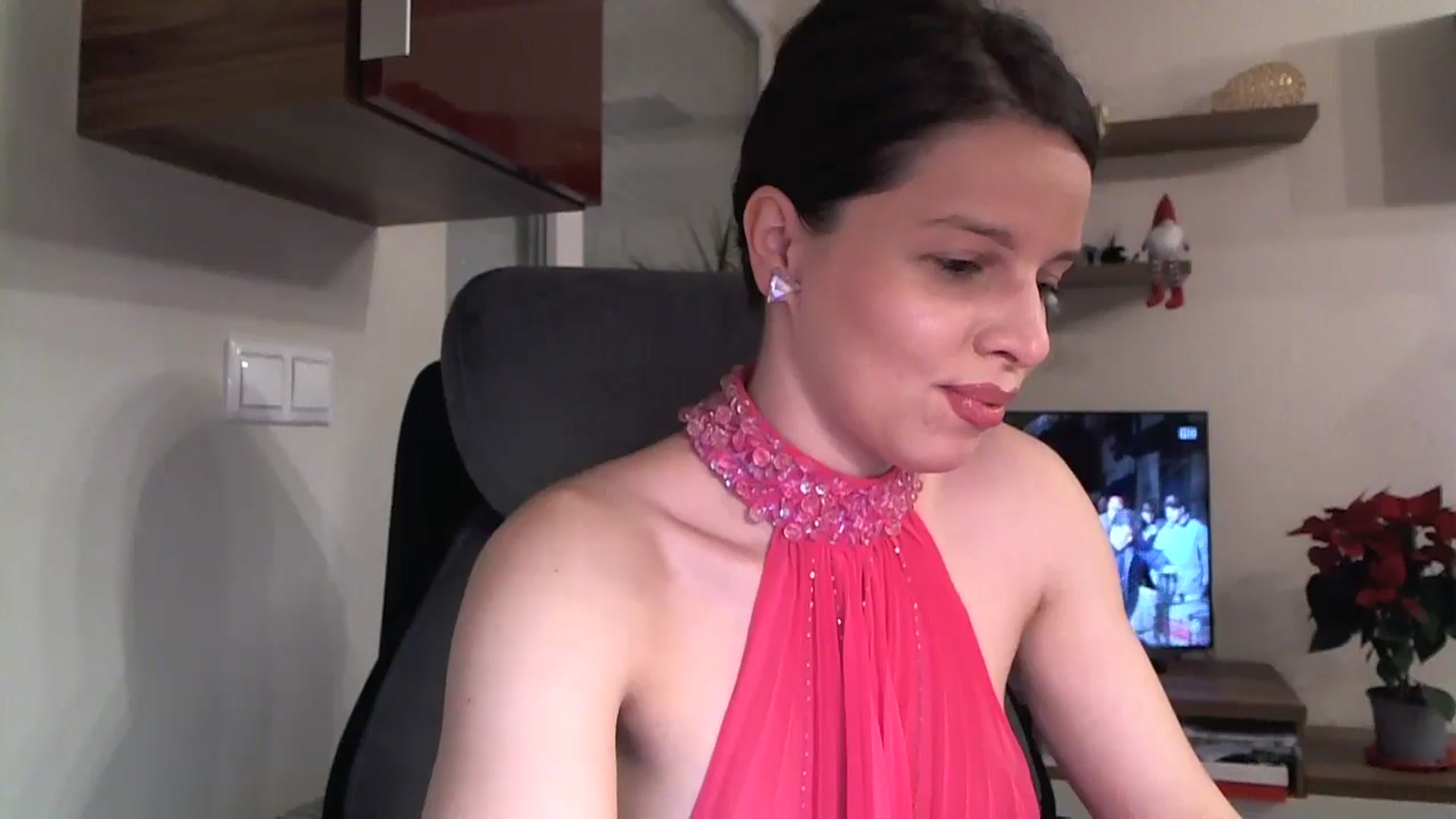 Gallery image thumbnail from Heaven_hot's myfreecams stream on, 12/15/2024, 15:16 image 4 of 20