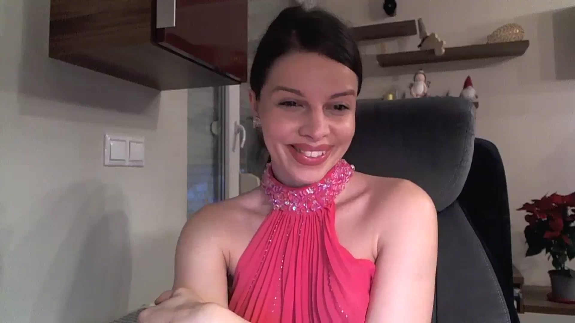 Gallery image thumbnail from Heaven_hot's myfreecams stream on, 12/15/2024, 15:16 image 8 of 20