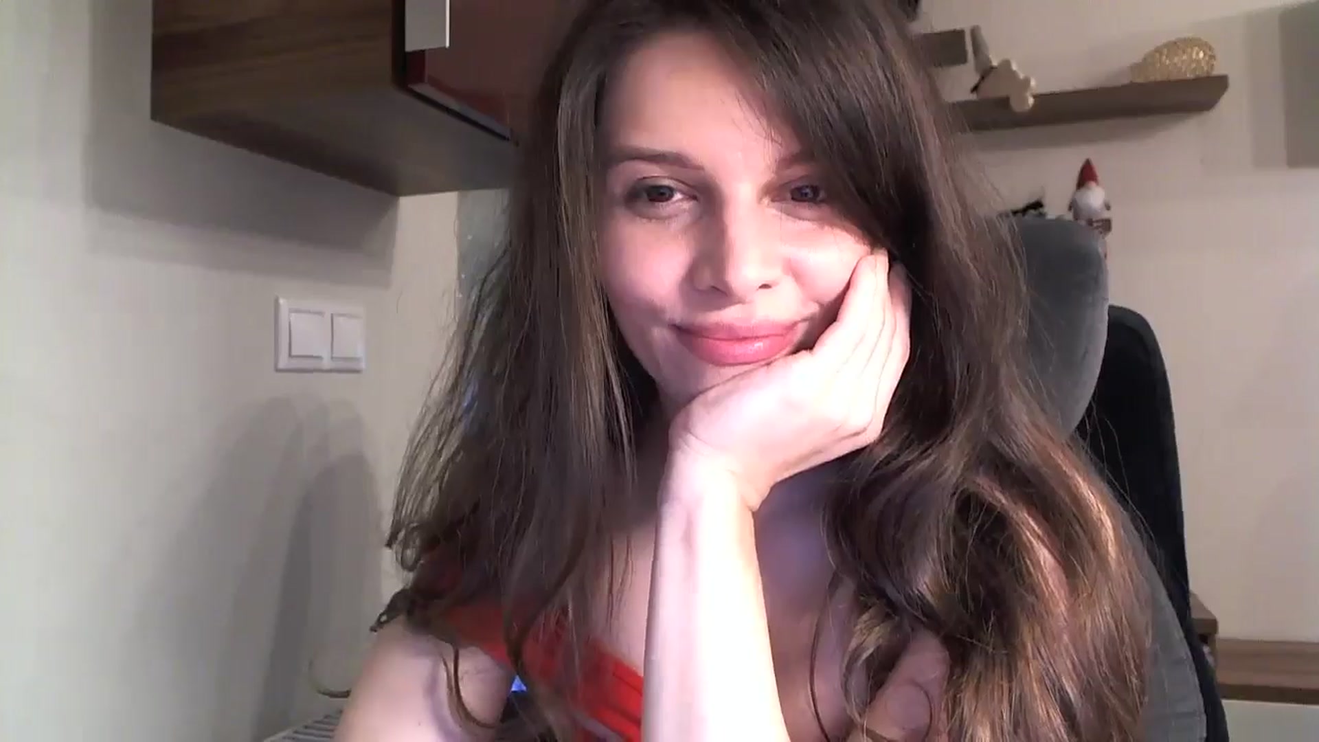 Gallery image thumbnail from Heaven_hot's myfreecams stream on, 12/18/2024, 14:37 image 13 of 20