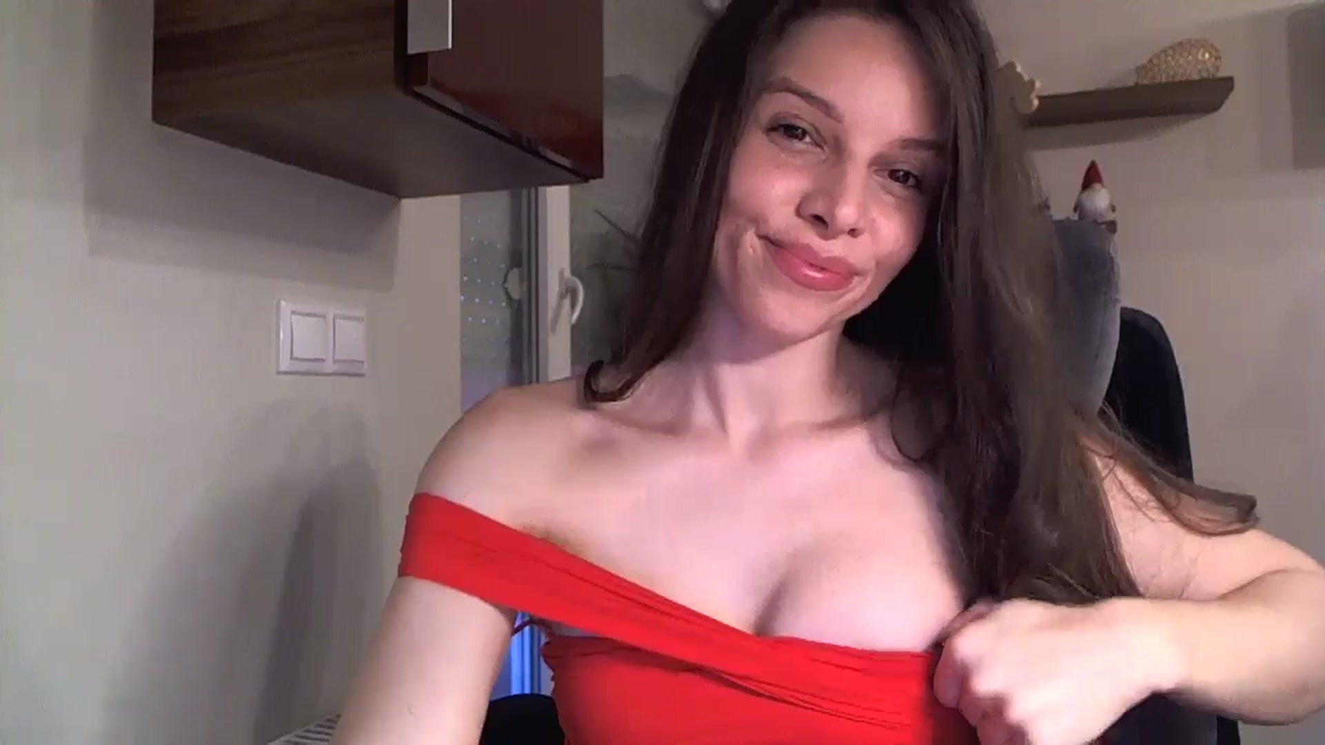 Gallery image thumbnail from Heaven_hot's myfreecams stream on, 12/18/2024, 14:37 image 8 of 20