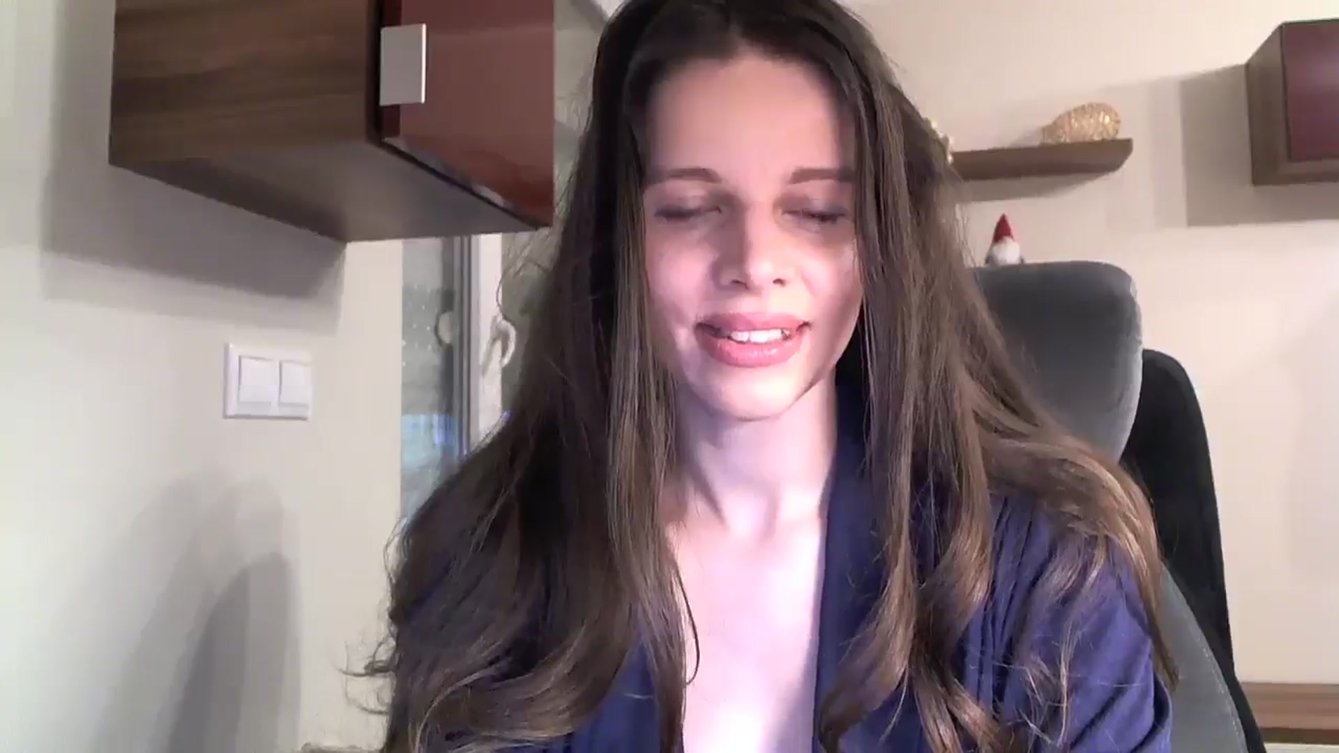 Gallery image thumbnail from Heaven_hot's myfreecams stream on, 12/20/2024, 13:32 image 12 of 20