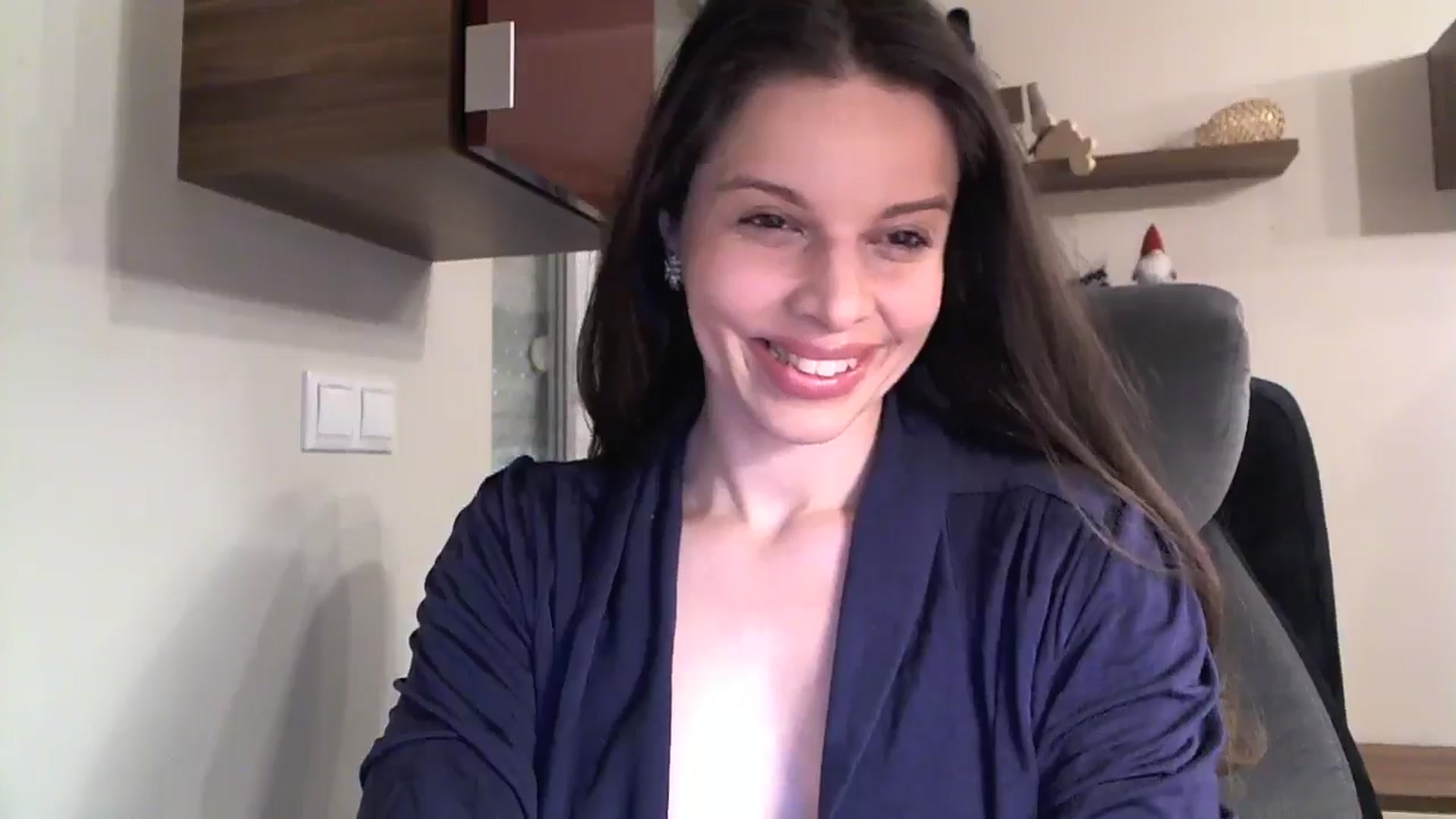 Gallery image thumbnail from Heaven_hot's myfreecams stream on, 12/20/2024, 13:32 image 13 of 20