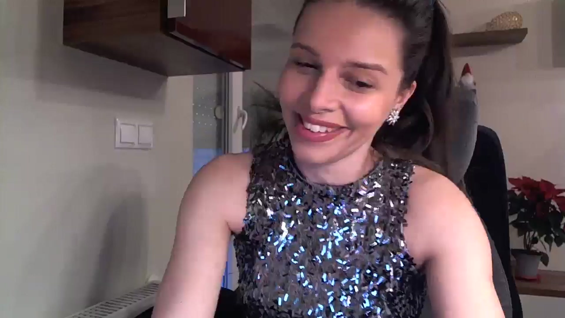 Gallery image thumbnail from Heaven_hot's myfreecams stream on, 12/26/2024, 15:30 image 3 of 20