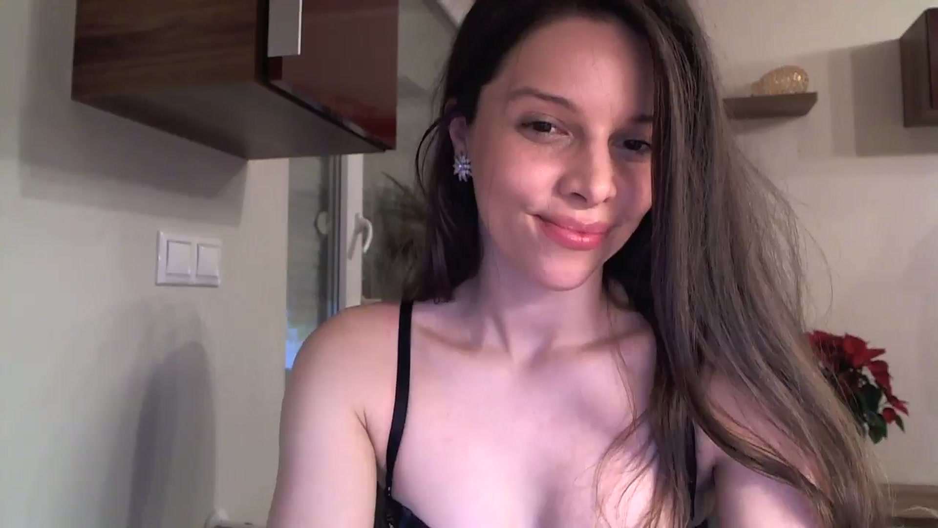 Gallery image thumbnail from Heaven_hot's myfreecams stream on, 12/28/2024, 15:50 image 11 of 20