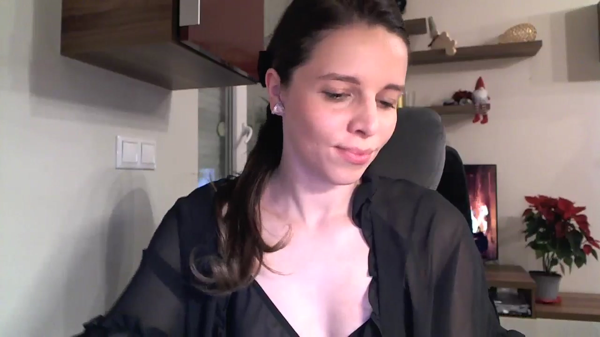 Gallery image thumbnail from Heaven_hot's myfreecams stream on, 12/29/2024, 15:25 image 6 of 20