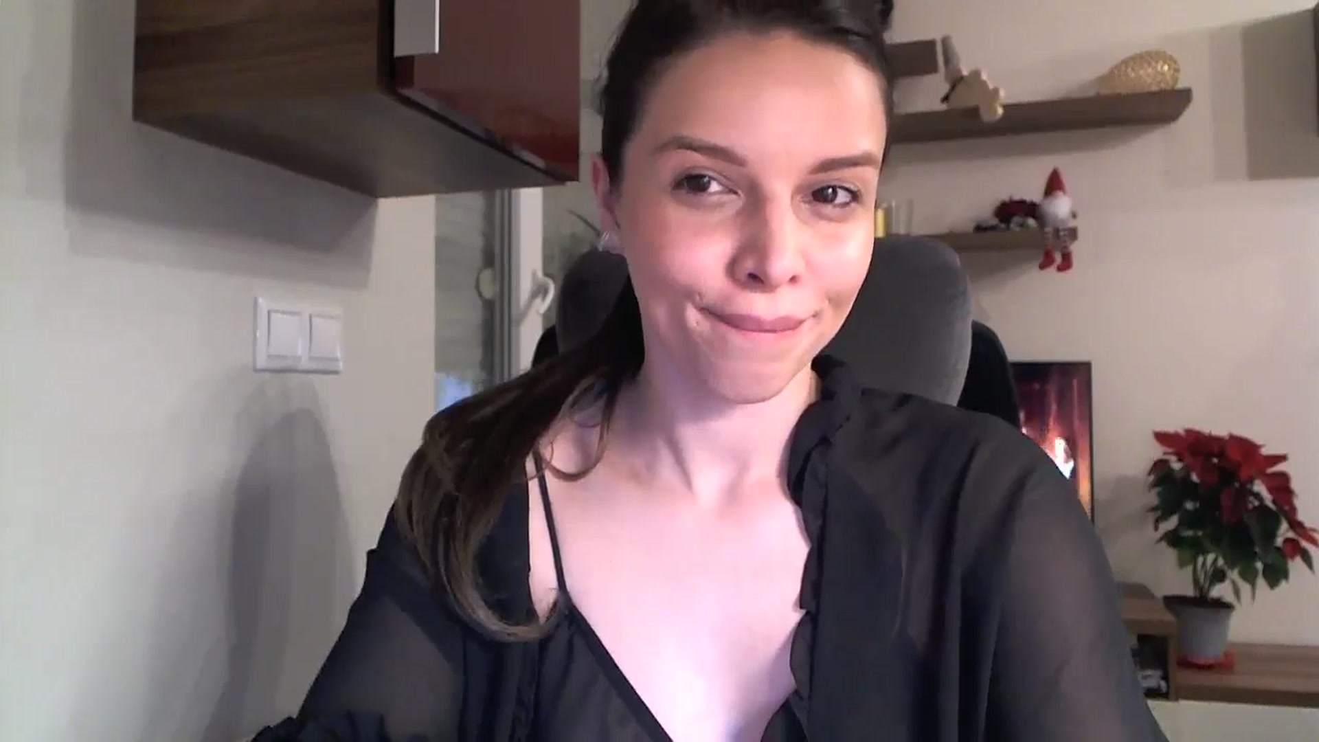 Gallery image thumbnail from Heaven_hot's myfreecams stream on, 12/29/2024, 15:25 image 7 of 20