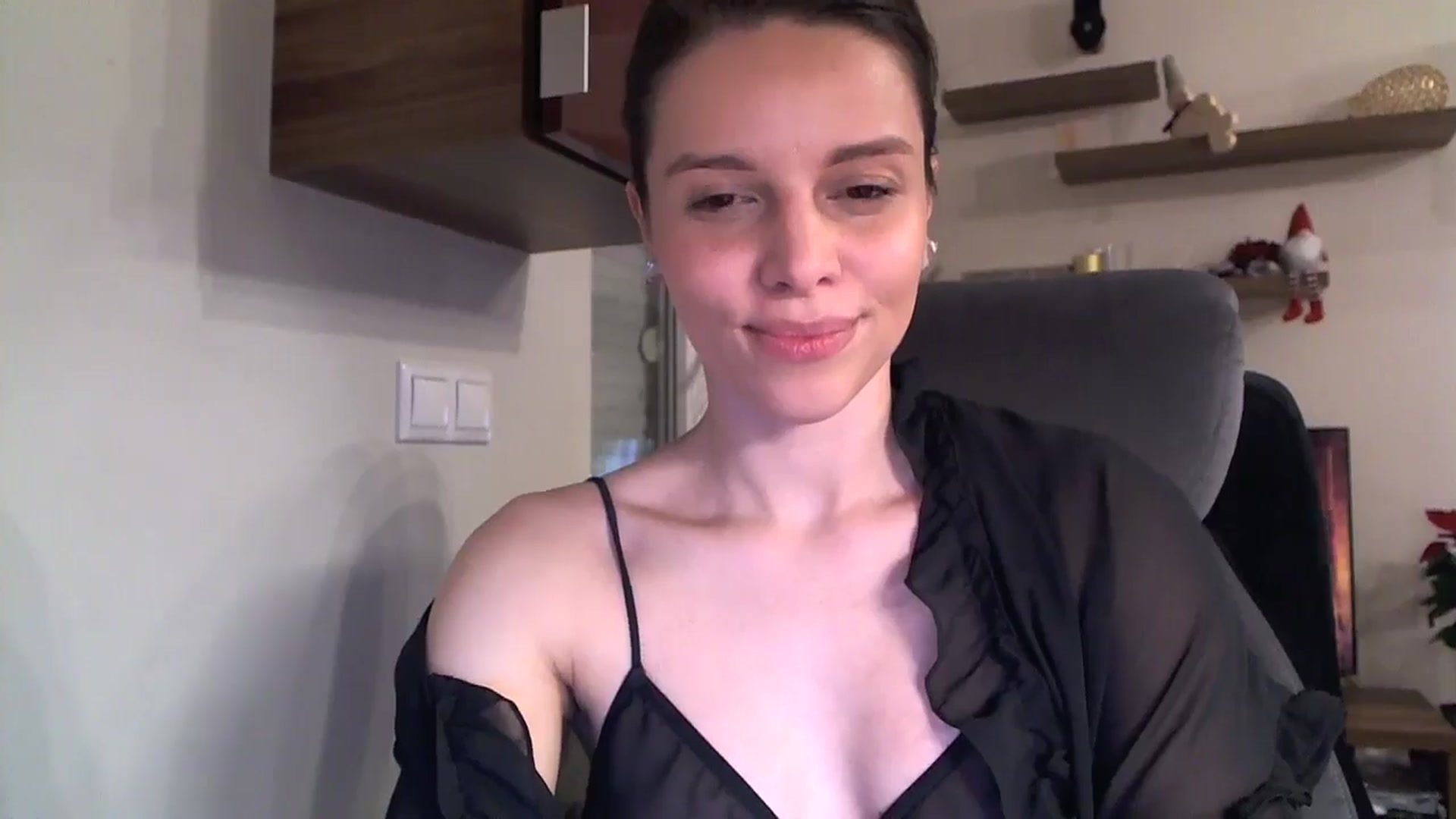 Gallery image thumbnail from Heaven_hot's myfreecams stream on, 12/29/2024, 15:25 image 10 of 20