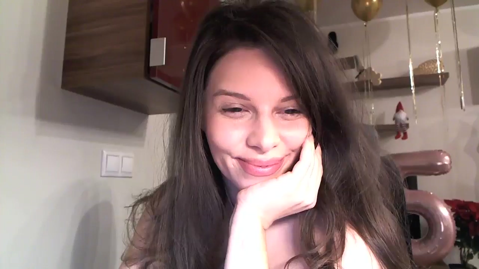Gallery image thumbnail from Heaven_hot's myfreecams stream on, 12/31/2024, 15:07 image 16 of 20