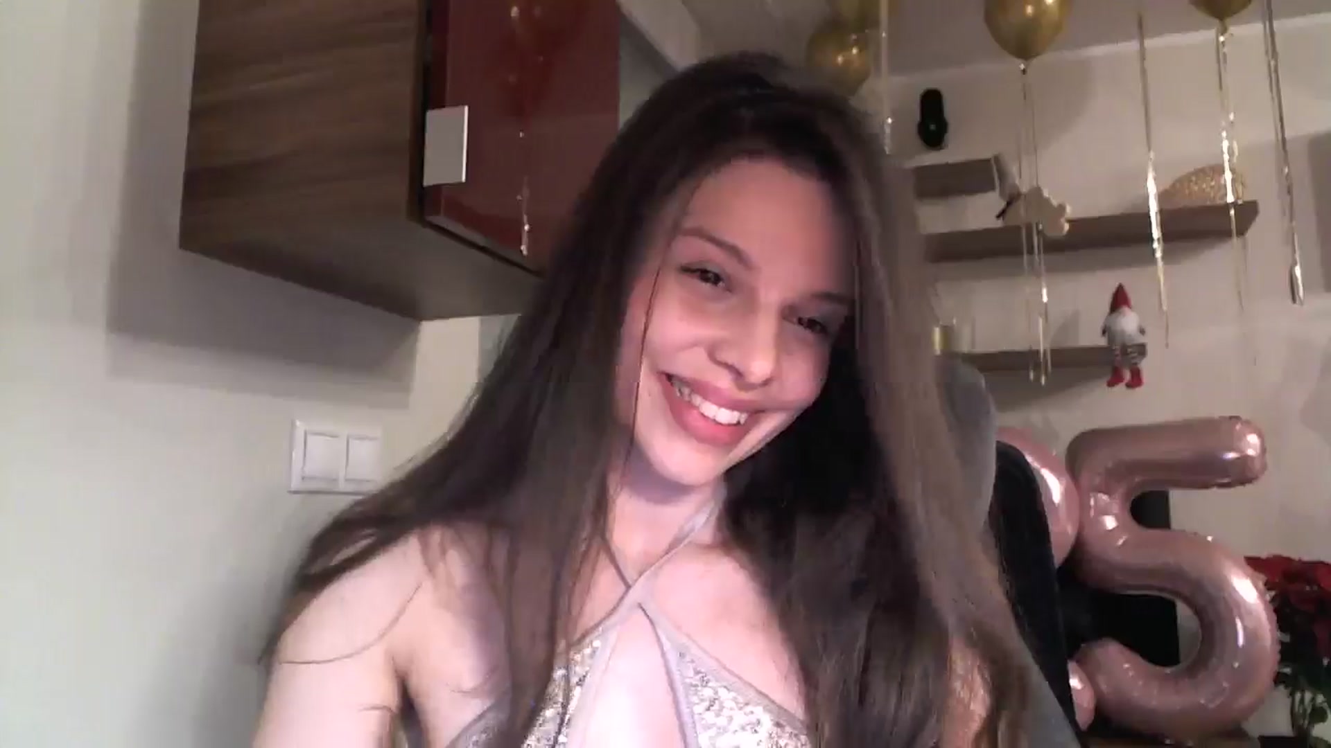 Gallery image thumbnail from Heaven_hot's myfreecams stream on, 12/31/2024, 15:07 image 7 of 20