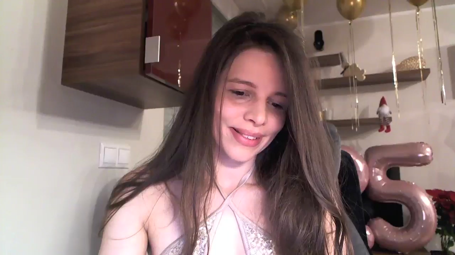 Gallery image thumbnail from Heaven_hot's myfreecams stream on, 12/31/2024, 15:07 image 9 of 20