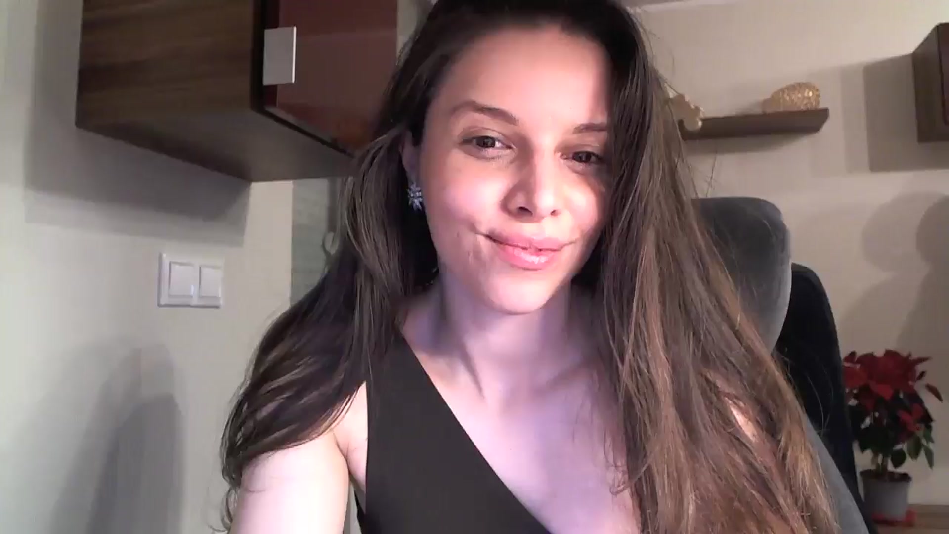 Gallery image thumbnail from Heaven_hot's myfreecams stream on, 01/04/2025, 15:30 image 20 of 20