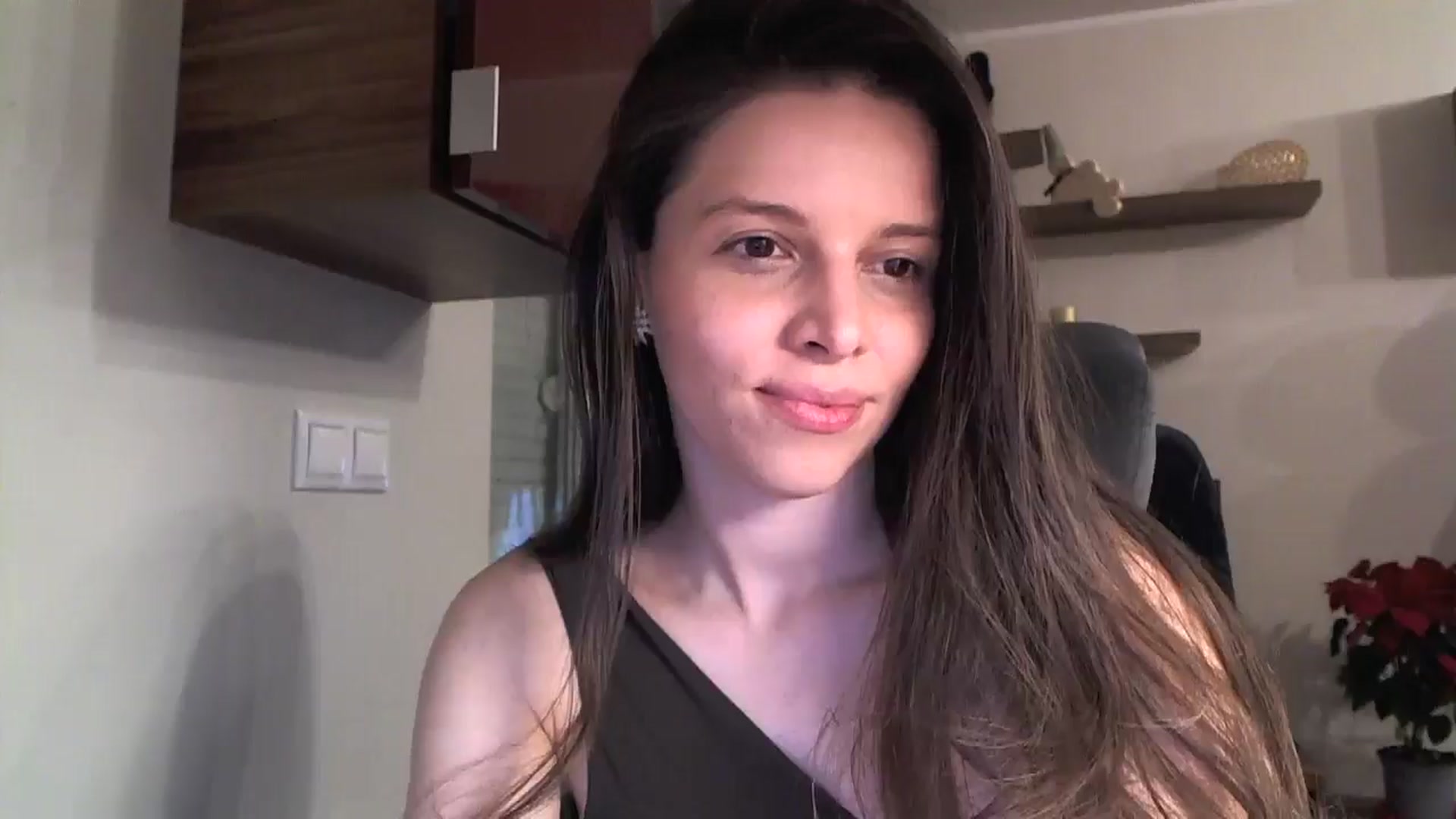 Gallery image thumbnail from Heaven_hot's myfreecams stream on, 01/04/2025, 15:30 image 5 of 20