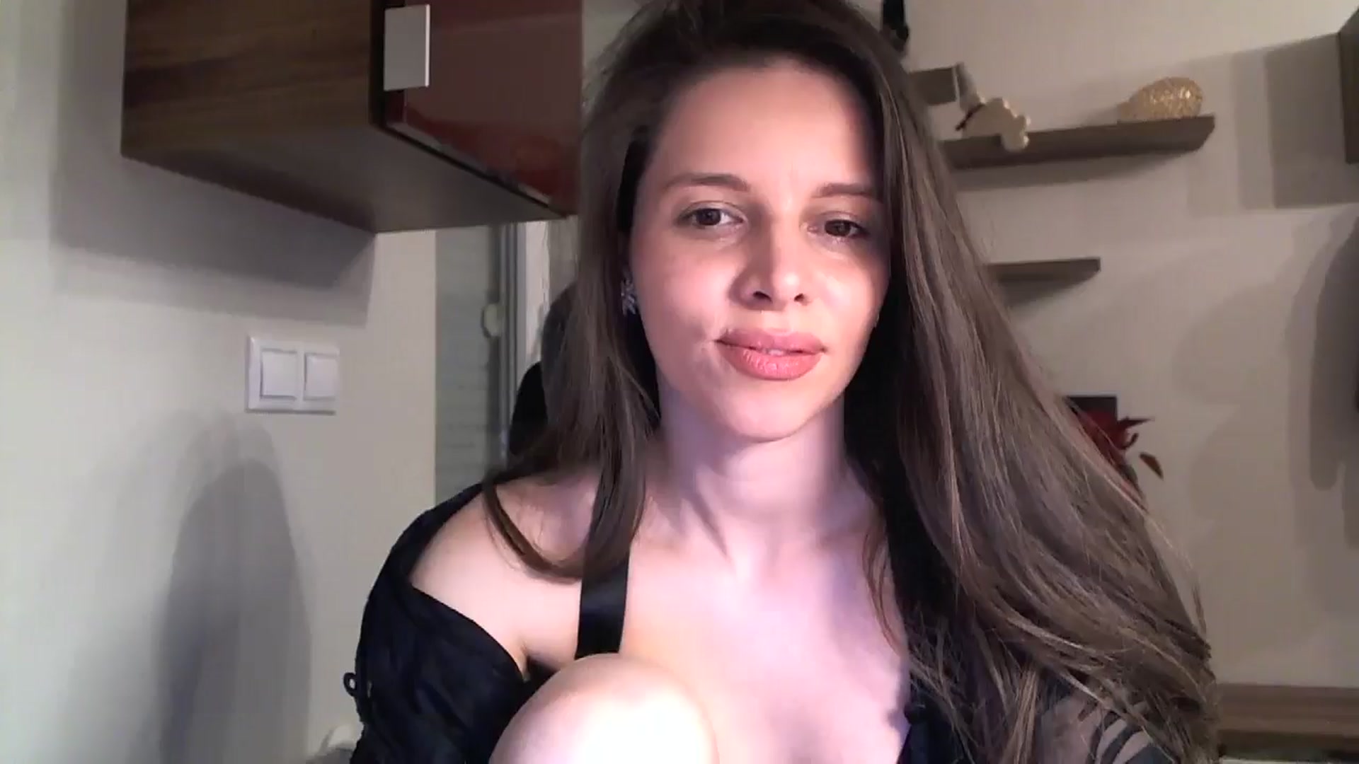 Gallery image thumbnail from Heaven_hot's myfreecams stream on, 01/05/2025, 16:01 image 7 of 20