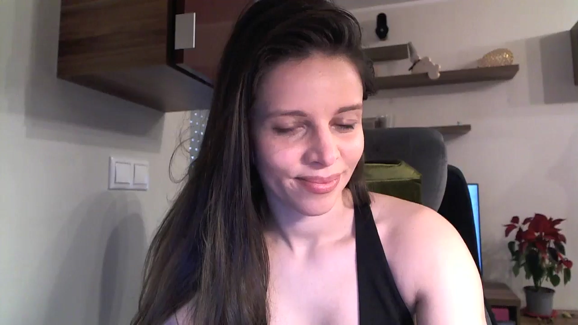Gallery image thumbnail from Heaven_hot's myfreecams stream on, 01/11/2025, 12:48 image 18 of 20