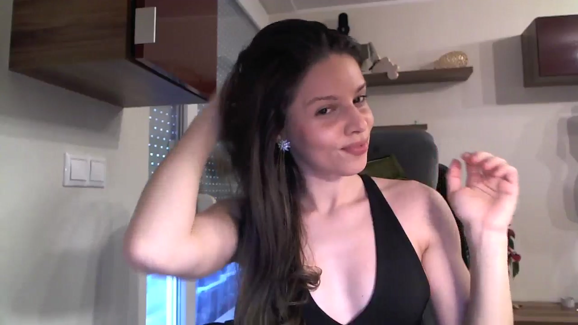 Gallery image thumbnail from Heaven_hot's myfreecams stream on, 01/11/2025, 12:48 image 9 of 20