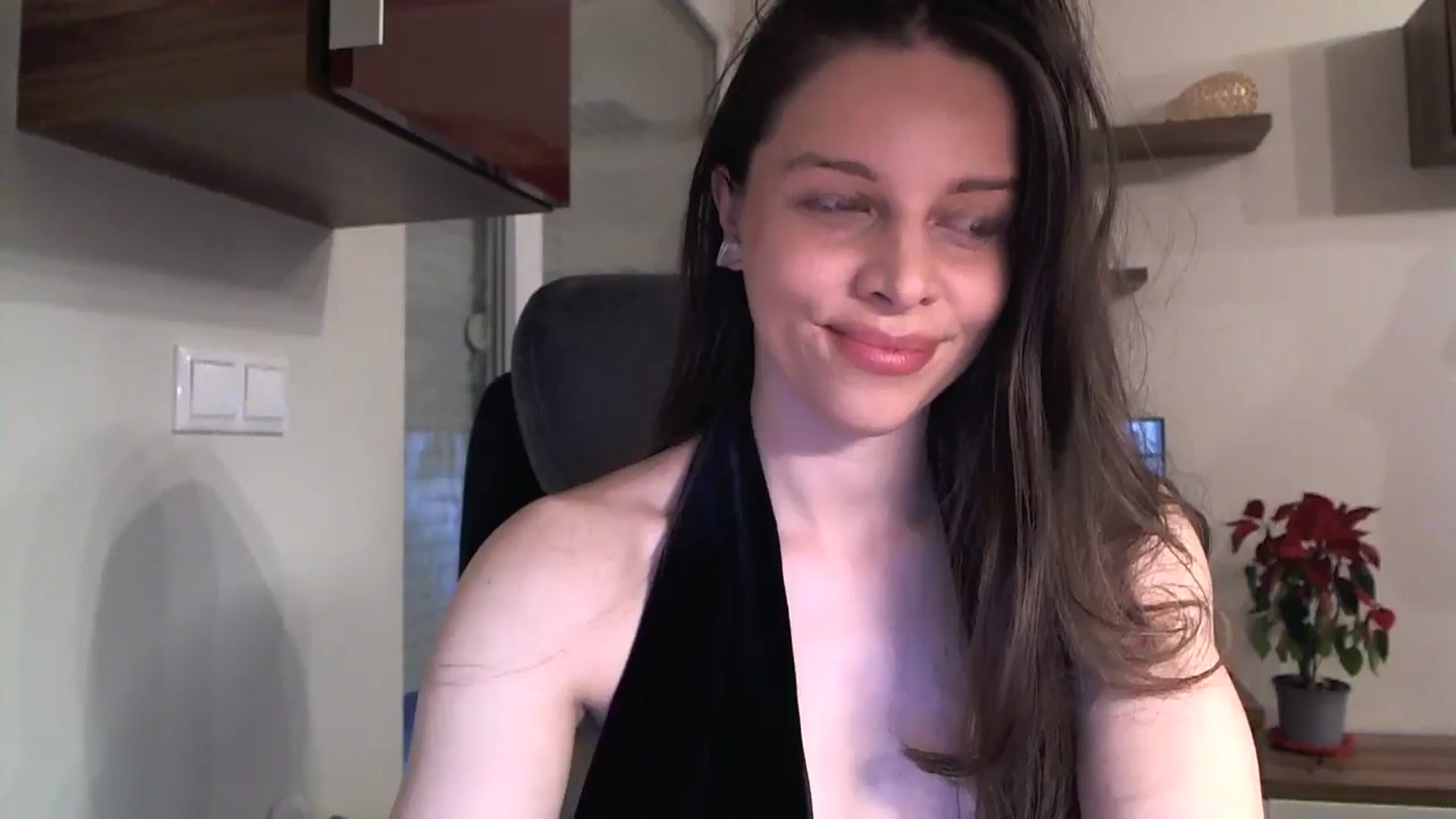 Gallery image thumbnail from Heaven_hot's myfreecams stream on, 01/12/2025, 15:00 image 13 of 20