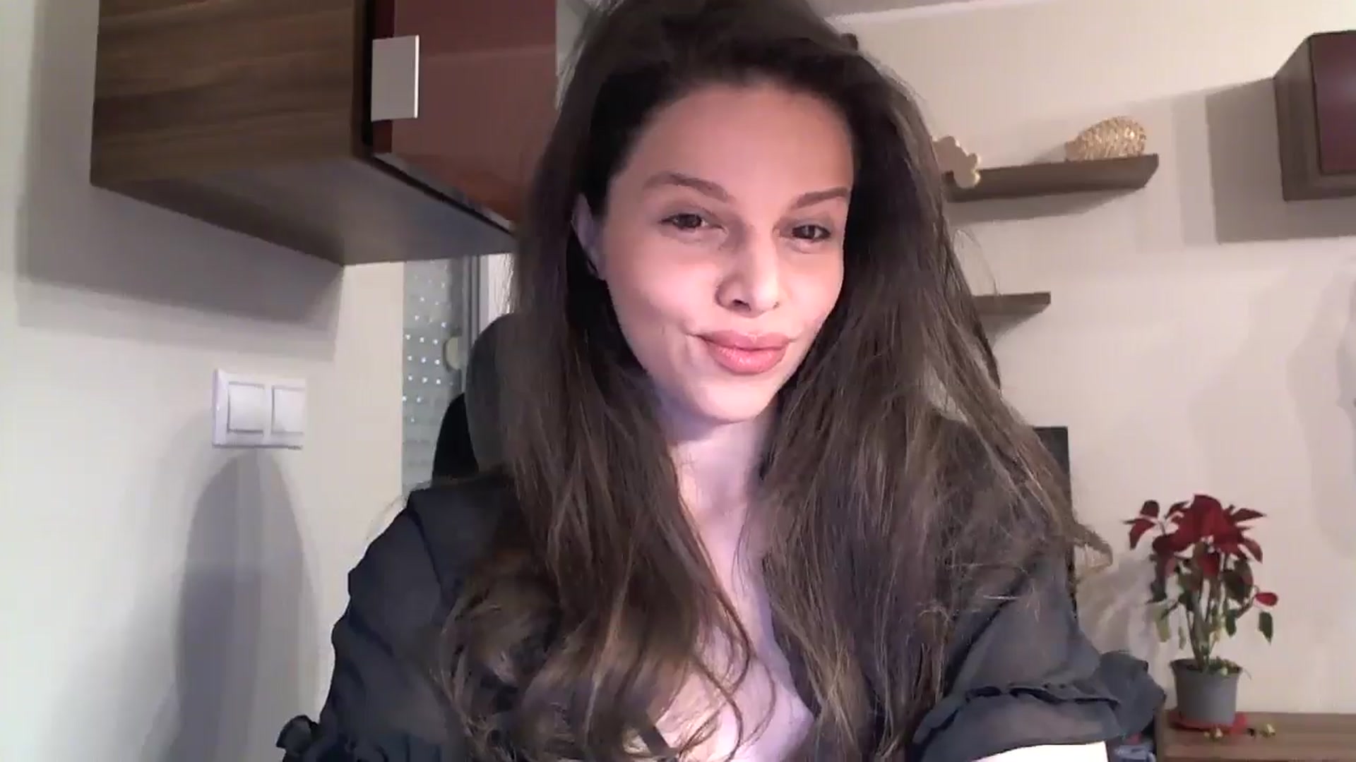 Gallery image thumbnail from Heaven_hot's myfreecams stream on, 01/15/2025, 08:06 image 18 of 20