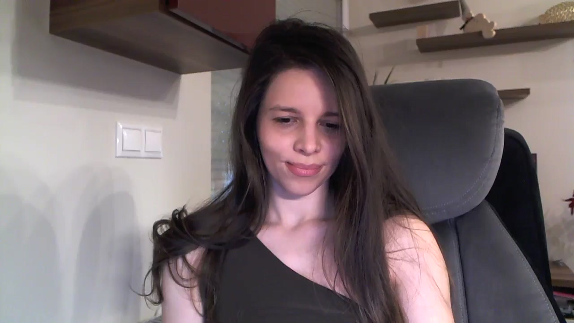 Gallery image thumbnail from Heaven_hot's myfreecams stream on, 01/16/2025, 14:46 image 16 of 20