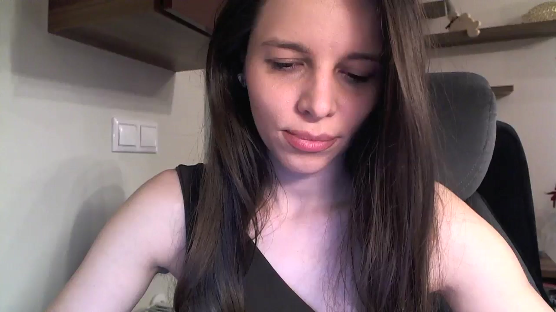 Gallery image thumbnail from Heaven_hot's myfreecams stream on, 01/16/2025, 14:46 image 13 of 20