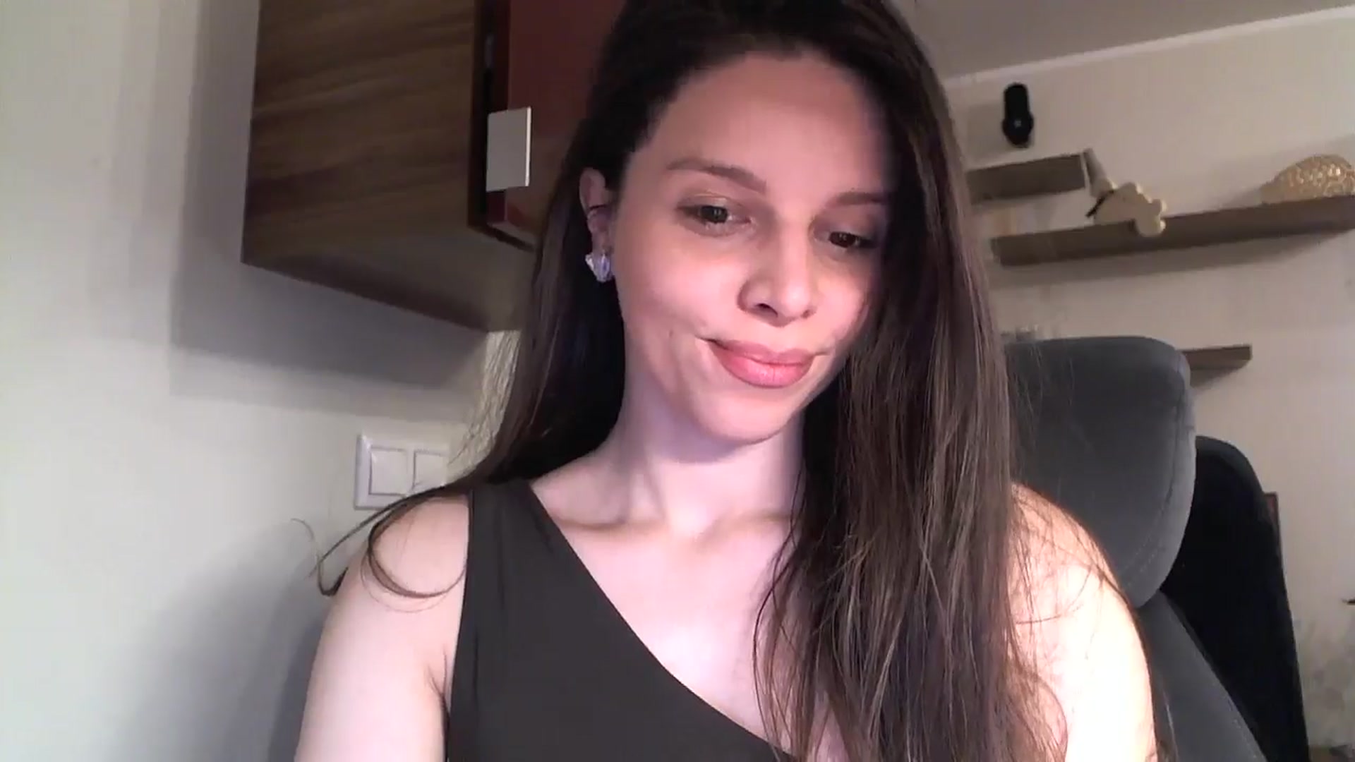 Gallery image thumbnail from Heaven_hot's myfreecams stream on, 01/16/2025, 14:46 image 18 of 20