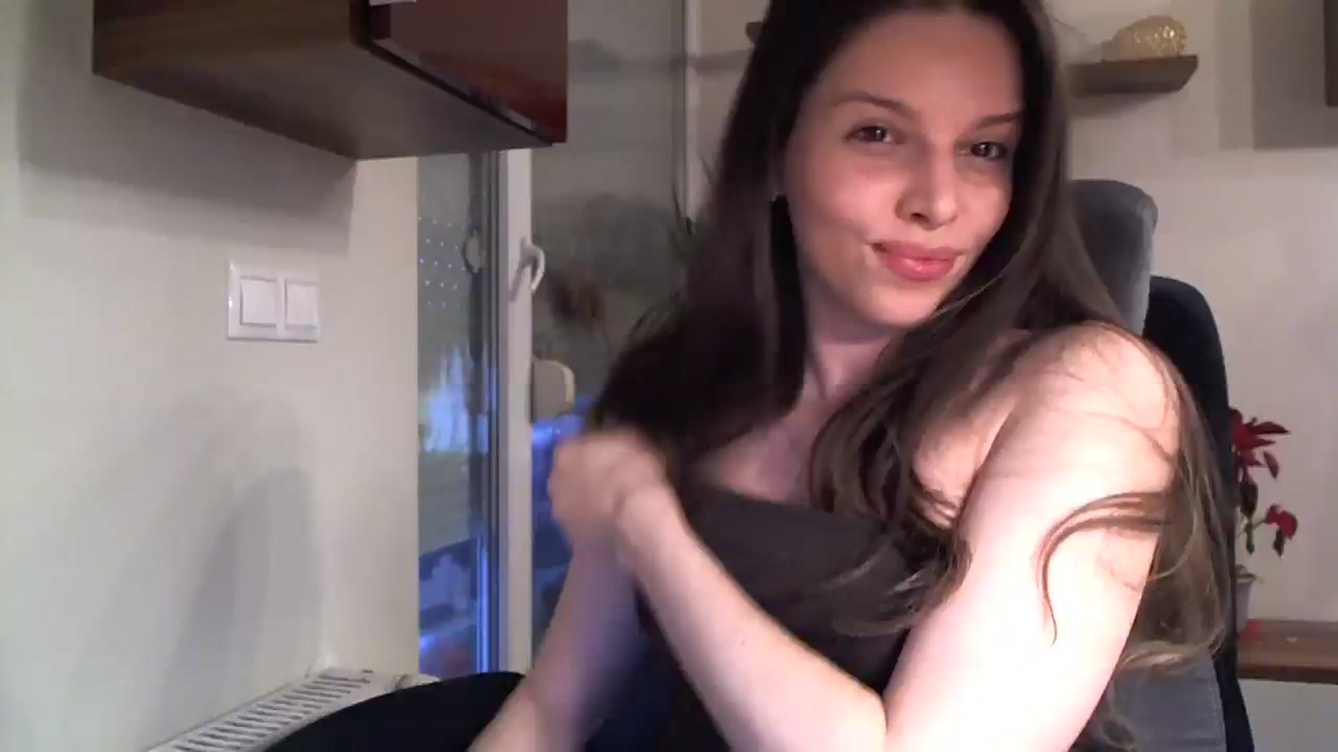Gallery image thumbnail from Heaven_hot's myfreecams stream on, 01/16/2025, 14:46 image 1 of 20