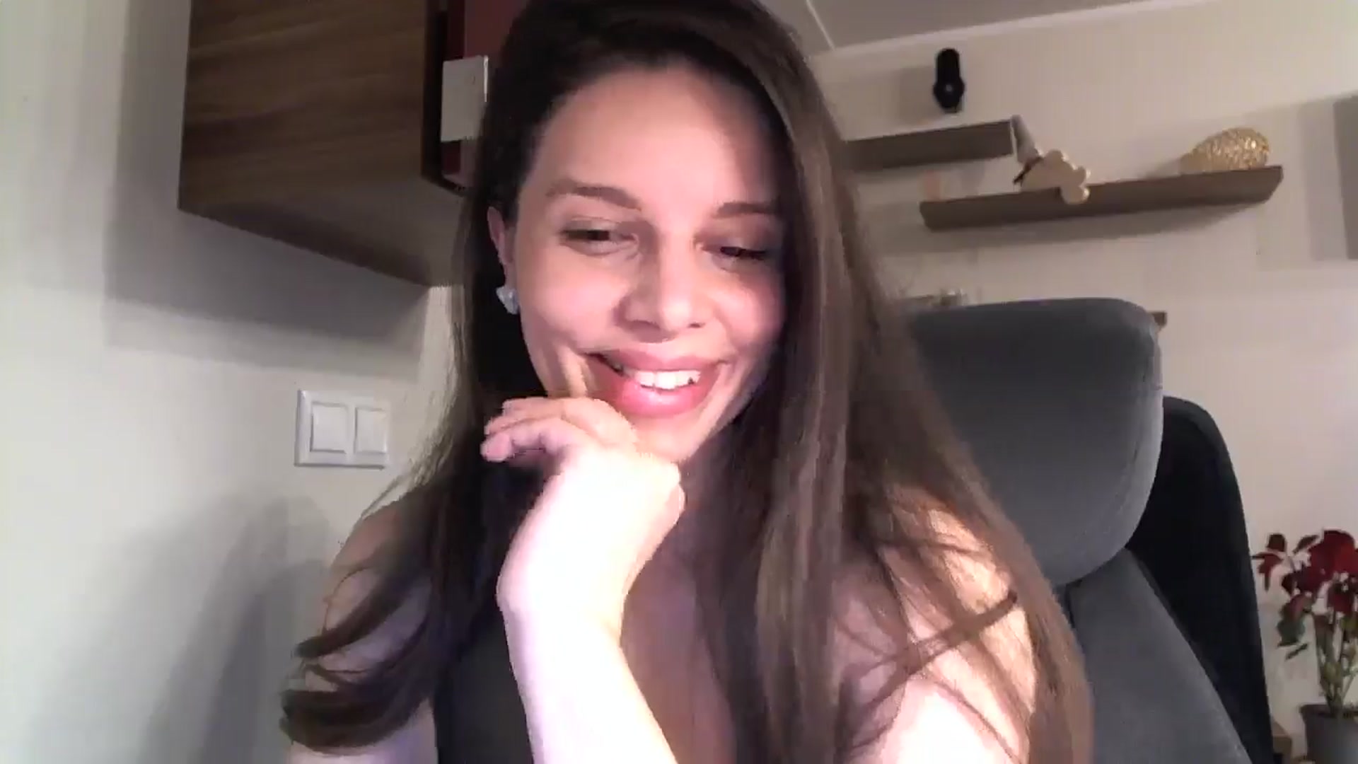 Gallery image thumbnail from Heaven_hot's myfreecams stream on, 01/16/2025, 14:46 image 8 of 20
