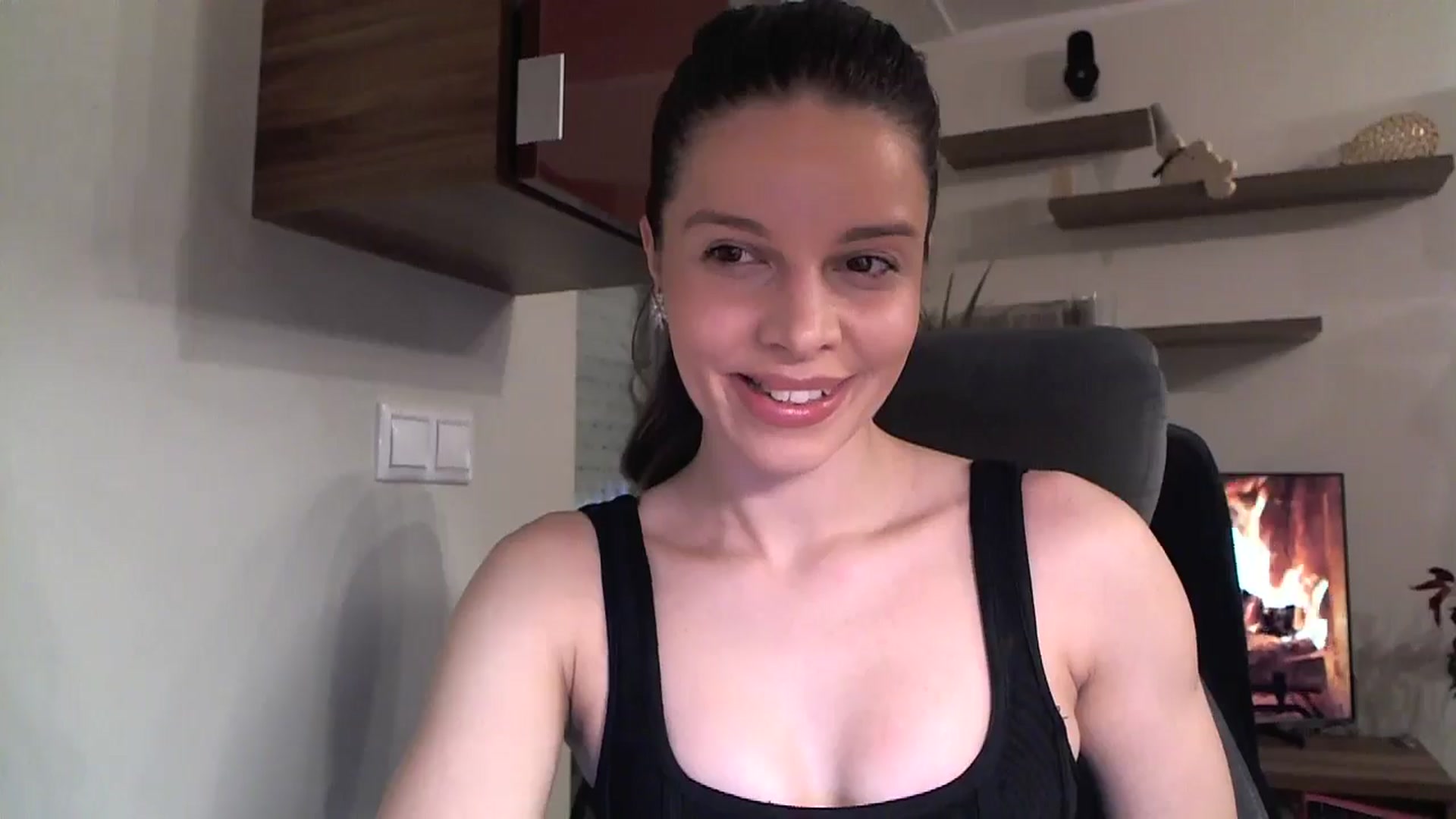 Gallery image thumbnail from Heaven_hot's myfreecams stream on, 01/17/2025, 16:14 image 4 of 20