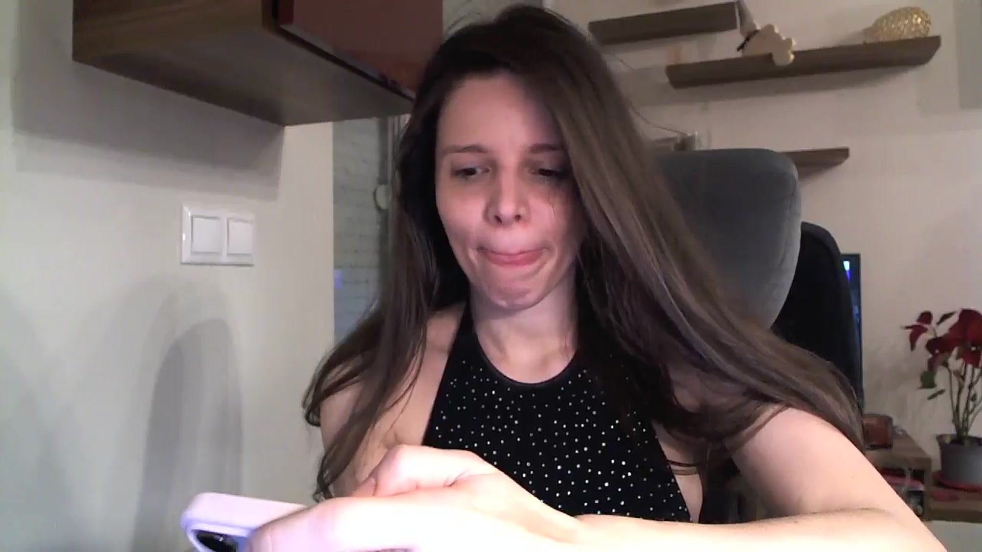 Gallery image thumbnail from Heaven_hot's myfreecams stream on, 01/19/2025, 16:20 image 19 of 20