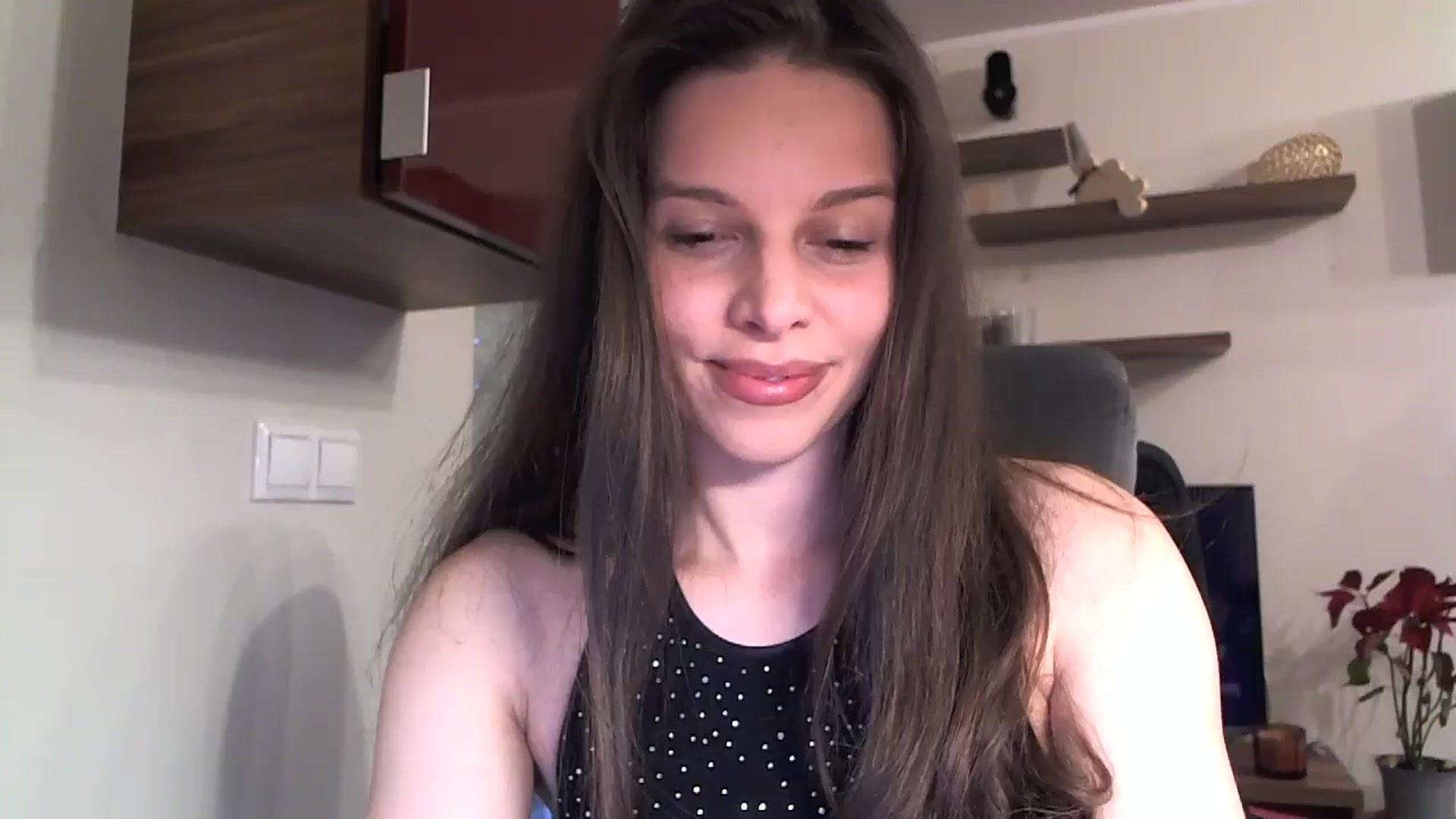 Gallery image thumbnail from Heaven_hot's myfreecams stream on, 01/19/2025, 16:20 image 1 of 20