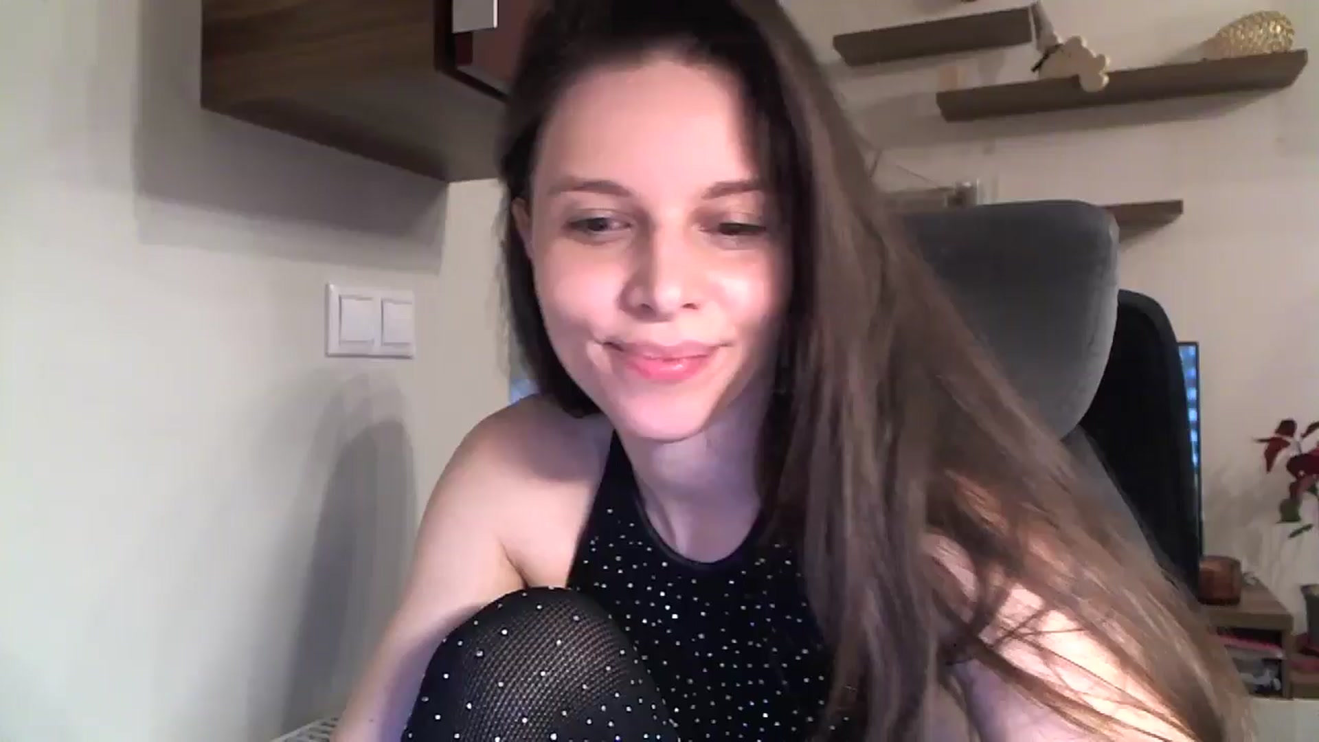 Gallery image thumbnail from Heaven_hot's myfreecams stream on, 01/19/2025, 16:20 image 18 of 20