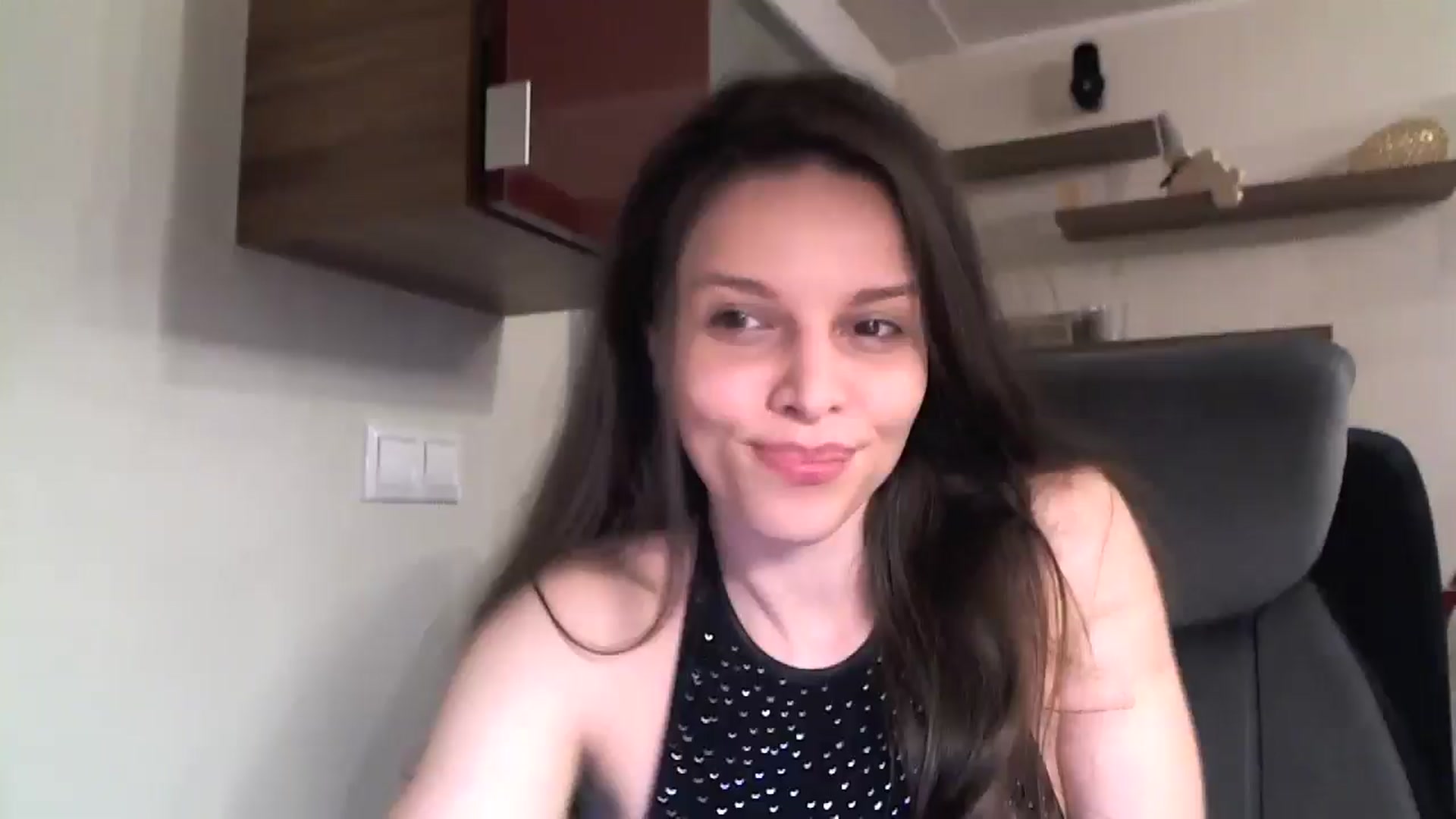 Gallery image thumbnail from Heaven_hot's myfreecams stream on, 01/19/2025, 16:20 image 8 of 20