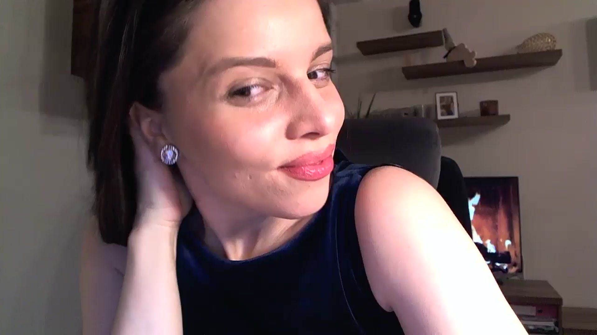 Gallery image thumbnail from Heaven_hot's myfreecams stream on, 01/23/2025, 15:36 image 5 of 20
