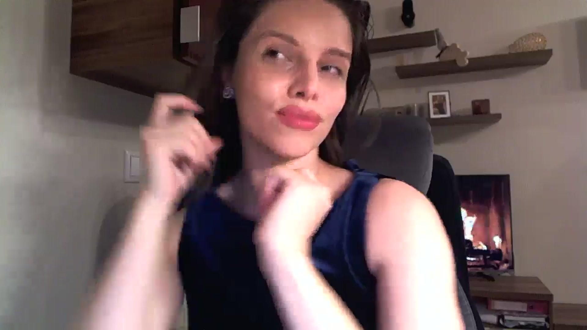 Gallery image thumbnail from Heaven_hot's myfreecams stream on, 01/23/2025, 15:36 image 6 of 20