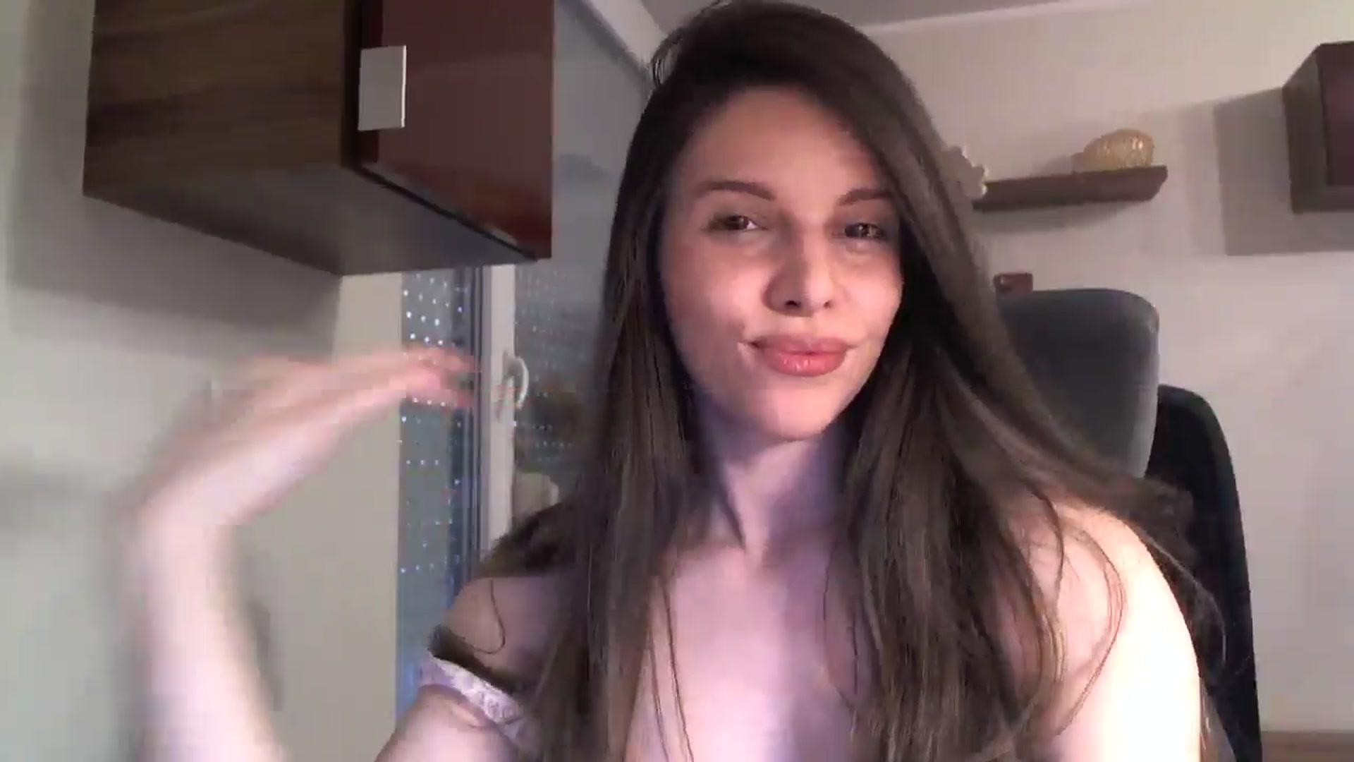 Gallery image thumbnail from Heaven_hot's myfreecams stream on, 01/25/2025, 16:09 image 3 of 20
