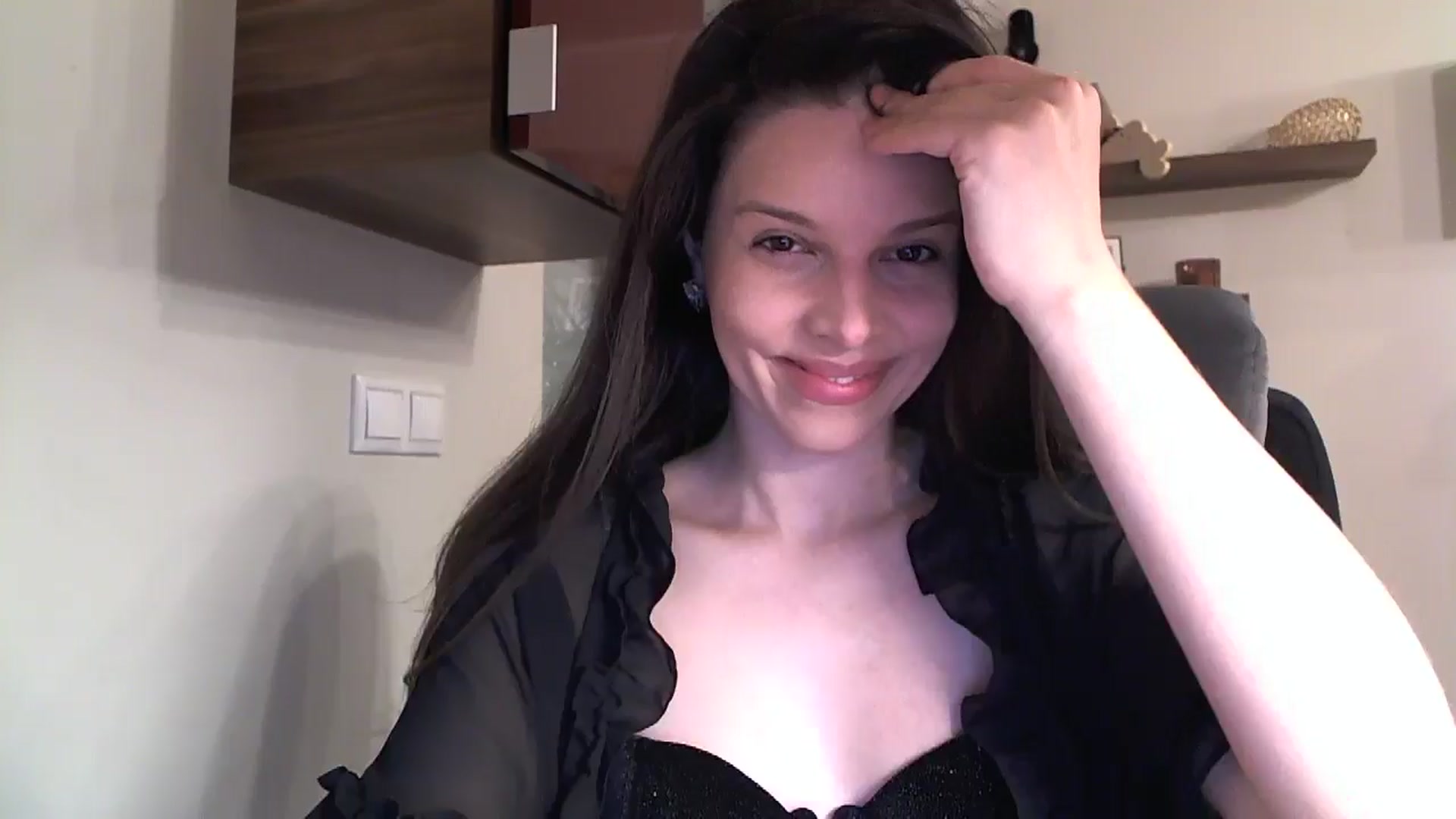 Gallery image thumbnail from Heaven_hot's myfreecams stream on, 02/04/2025, 15:53 image 7 of 20