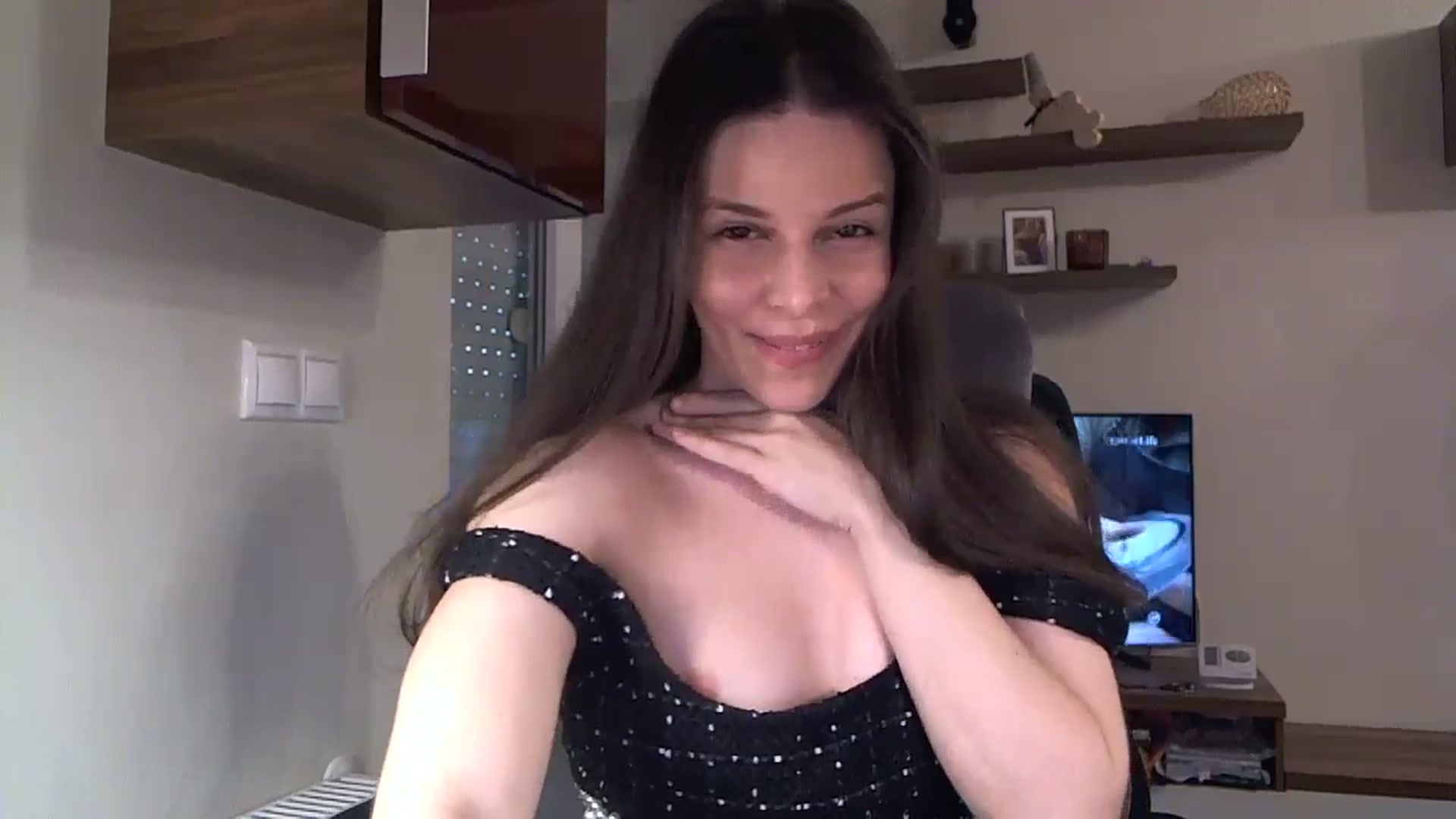 Gallery image thumbnail from Heaven_hot's myfreecams stream on, 02/11/2025, 15:40 image 4 of 20