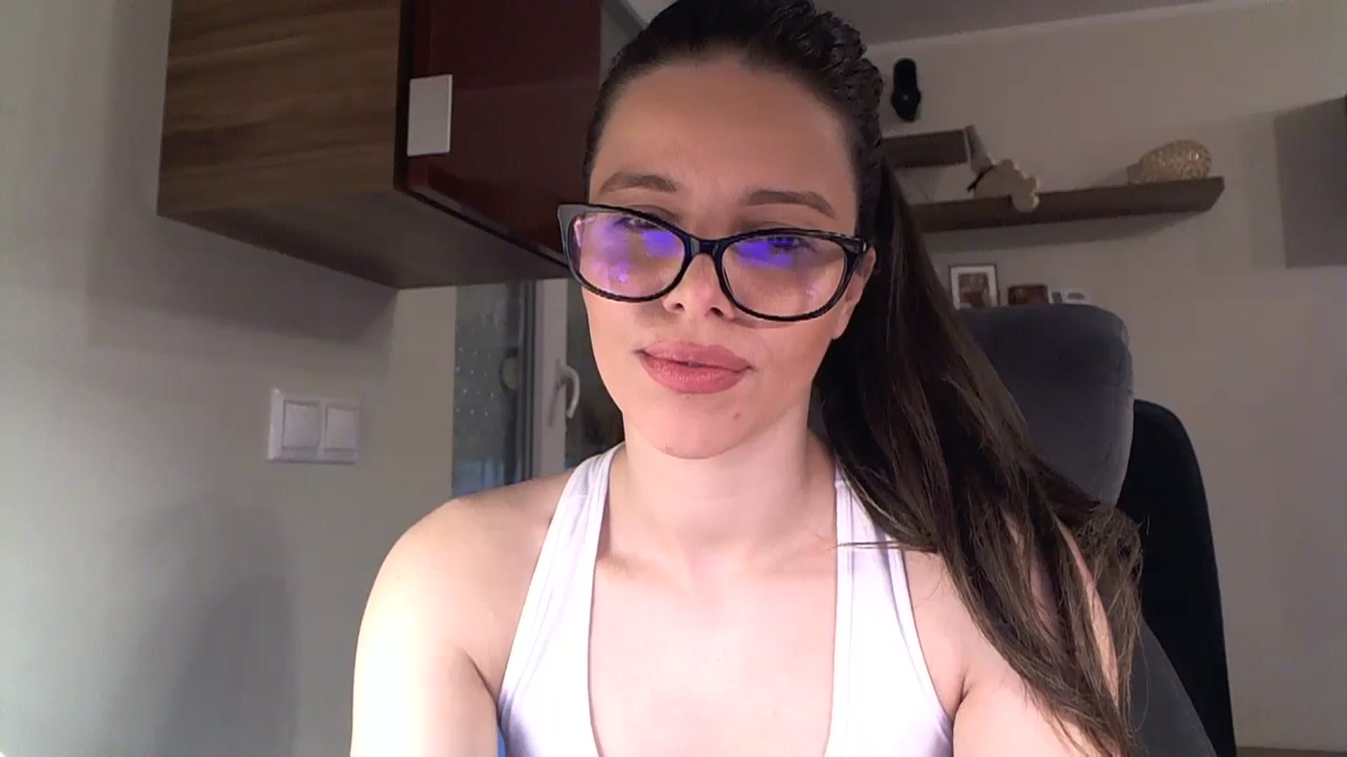 Gallery image thumbnail from Heaven_hot's myfreecams stream on, 02/16/2025, 15:36 image 20 of 20