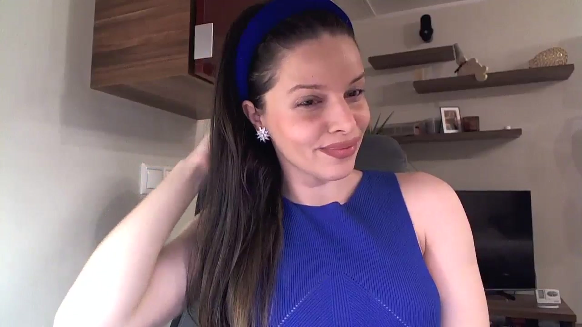 Gallery image thumbnail from Heaven_hot's myfreecams stream on, 02/21/2025, 17:15 image 9 of 20