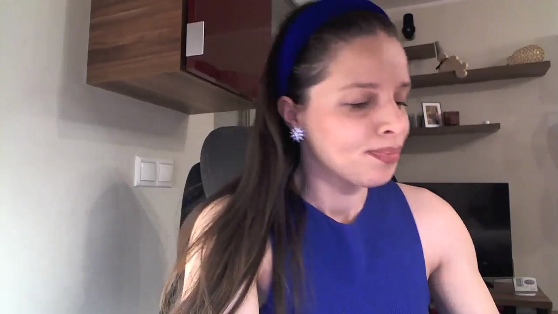 Gallery image thumbnail from Heaven_hot's myfreecams stream on, 02/21/2025, 17:15 image 13 of 20